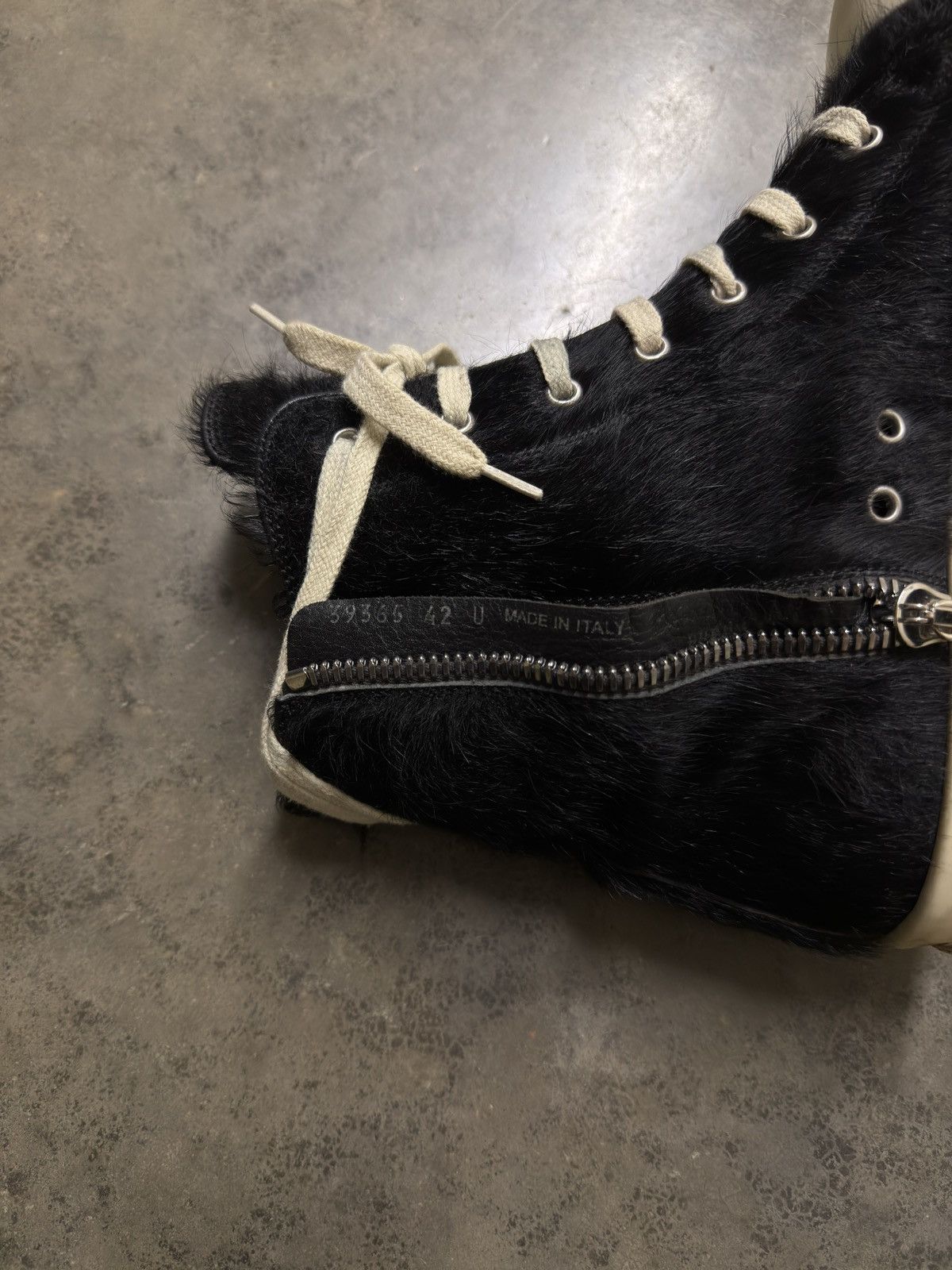 Rick Owens Rick Owens FW22 ‘Strobe’ Pony Hair Ramones Size US 9 / EU 42 - 6 Thumbnail