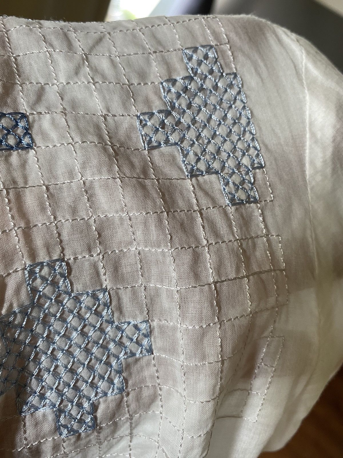 Marithe + Francois Girbaud MARITHE + FRANÇOIS GIRBAUD White shirt with blue embroidery Size M / US 6-8 / IT 42-44 - 12 Thumbnail