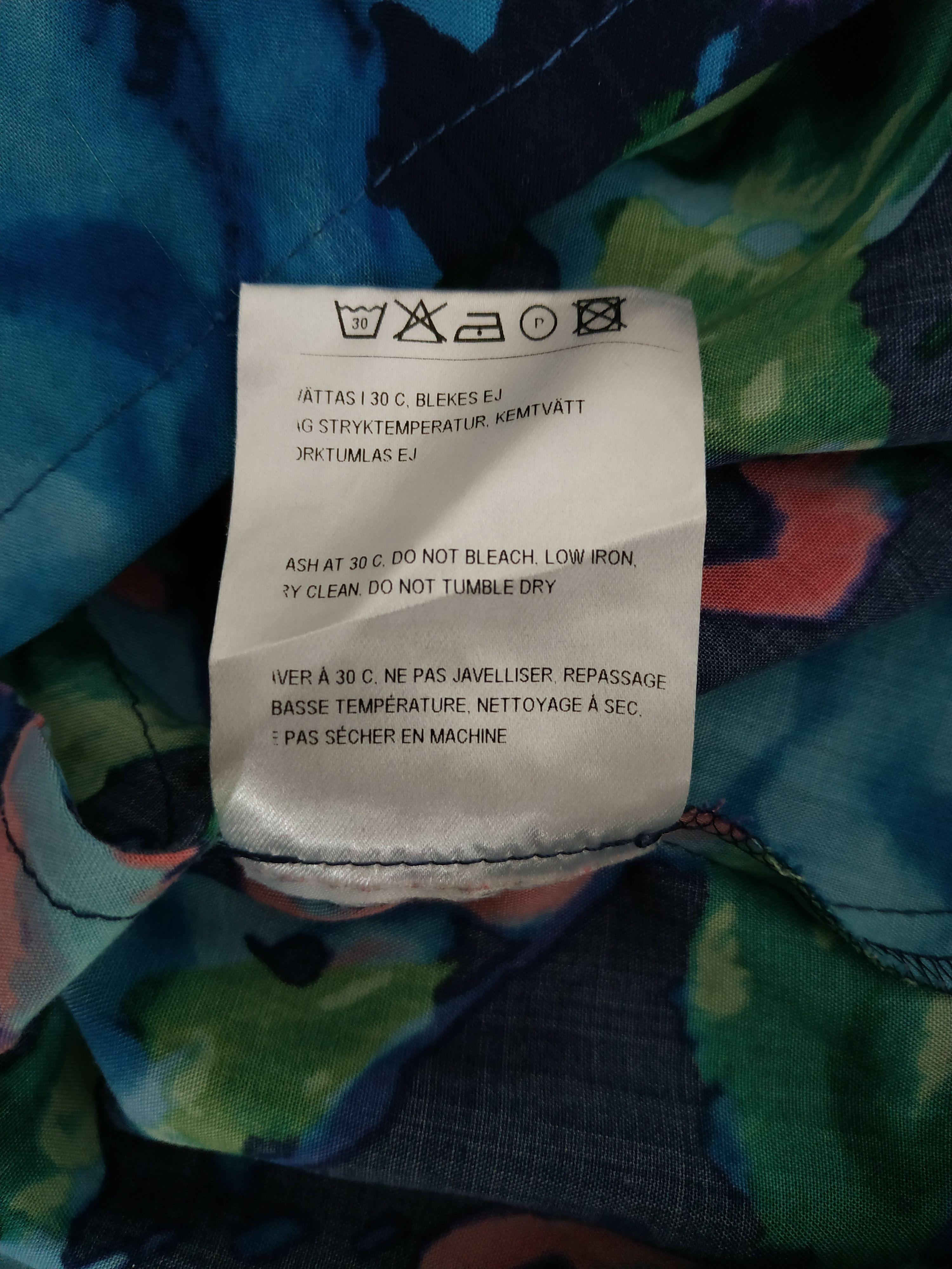 Acne Studios × Designer Acne Big Flower Print Women's Mini Dress, s. 36 (SMALL) Size S / US 4 / IT 40 - 8 Thumbnail