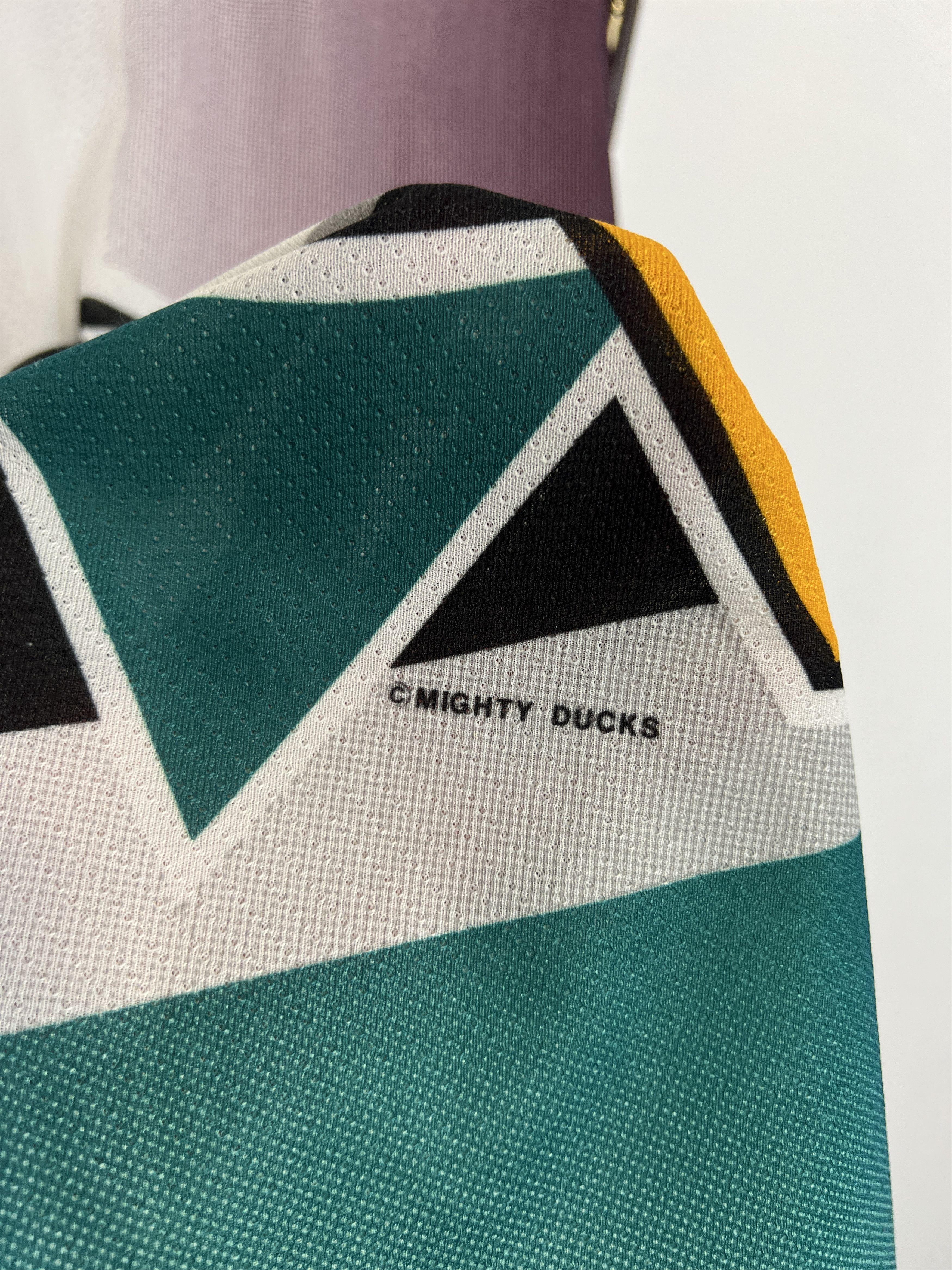 Starter Vintage 90's Anaheim Mighty Ducks Hockey Jersey NHL Trikot Size US M / EU 48-50 / 2 - 11 Thumbnail
