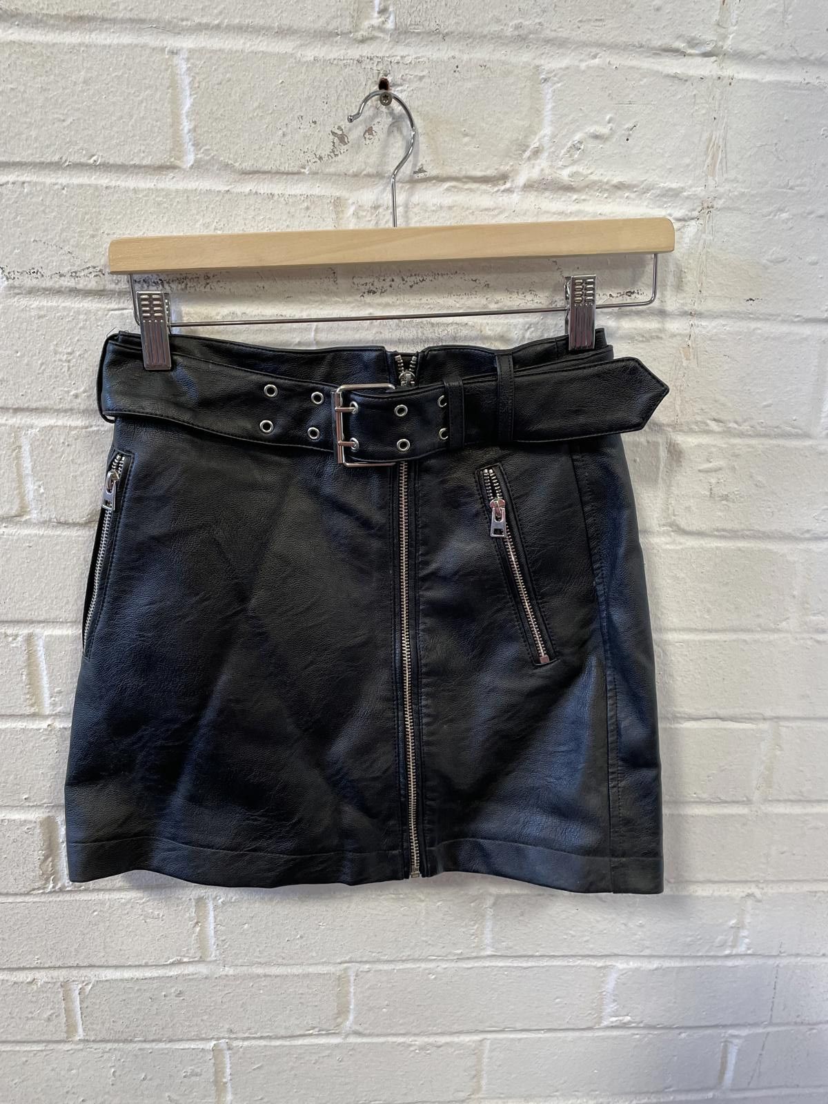 Topshop Topshop Black Faux Leather Mini Skirt UK 6 Size 28" / US 6 / IT 42 - 4 Thumbnail