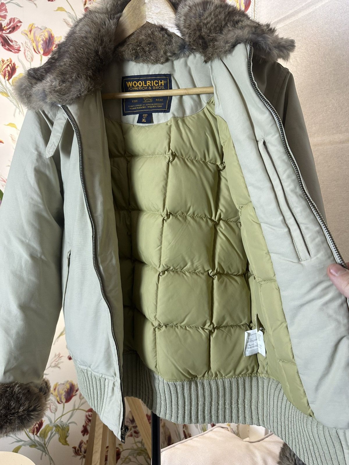 Vintage × Woolrich Woolen Mills Vintage Down Jaket Beige Woolrich rabbit fur M-L Size US M / EU 48-50 / 2 - 7 Thumbnail