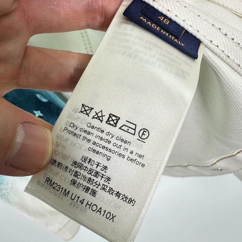Louis Vuitton Louis Vuitton Gradient starry sky ink-splashing denim jack Size US M / EU 48-50 / 2 - 5 Thumbnail