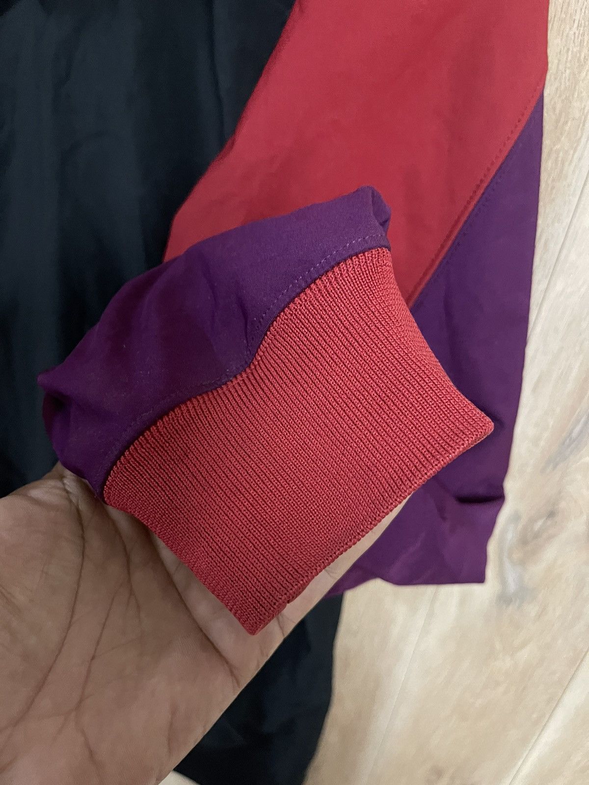Nike Rare Nike Sweater Hoodie L fit M Colorblocks Jogging Running Size US L / EU 52-54 / 3 - 16 Thumbnail