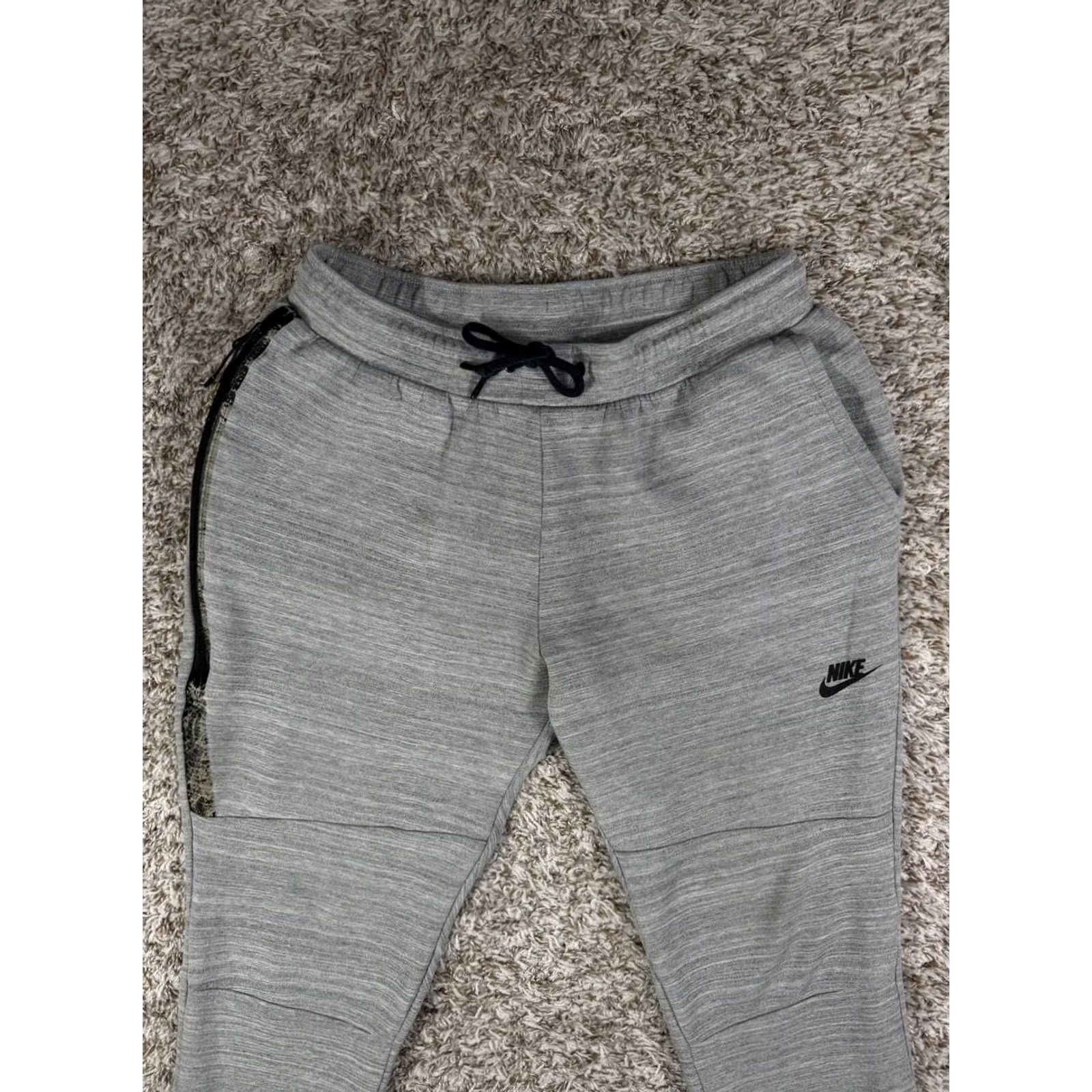Nike Nike Jogger Mens L Gray Tech Fleece Joggers Heather Black Men Size US 33 - 2 Thumbnail