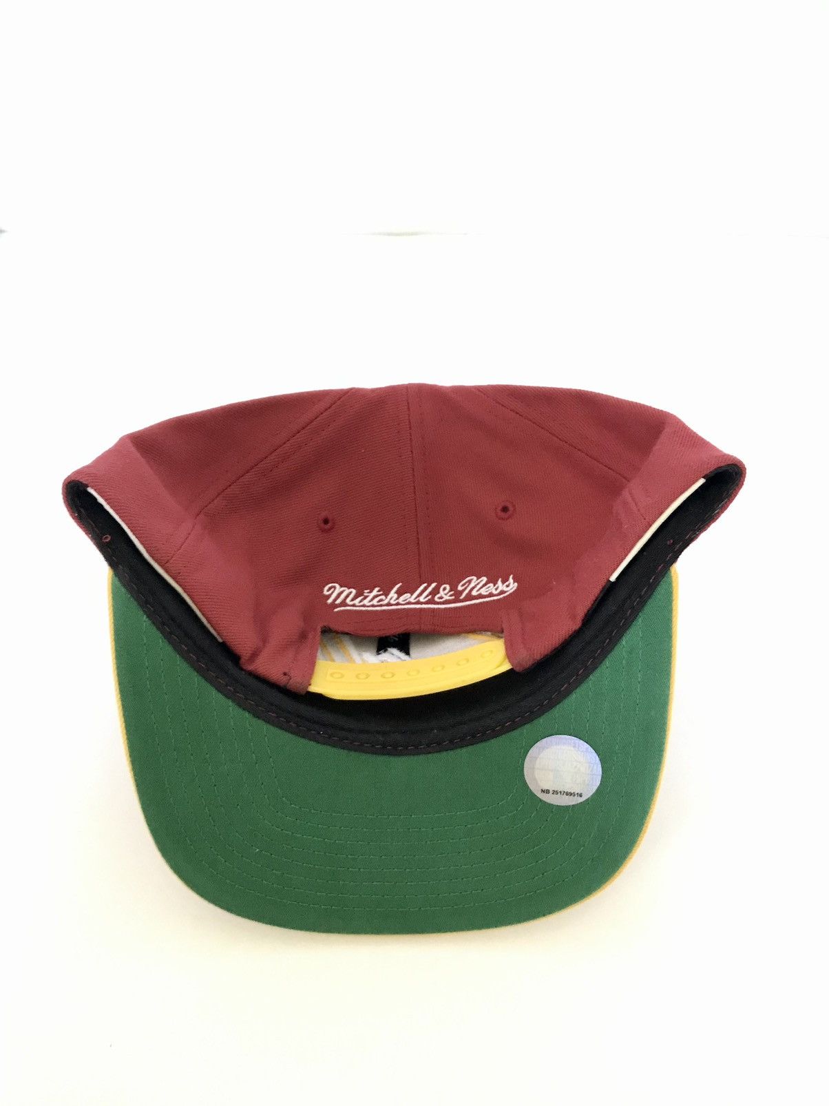 Mitchell & Ness Cleveland Cavaliers Snapback Hat Size ONE SIZE - 4 Thumbnail