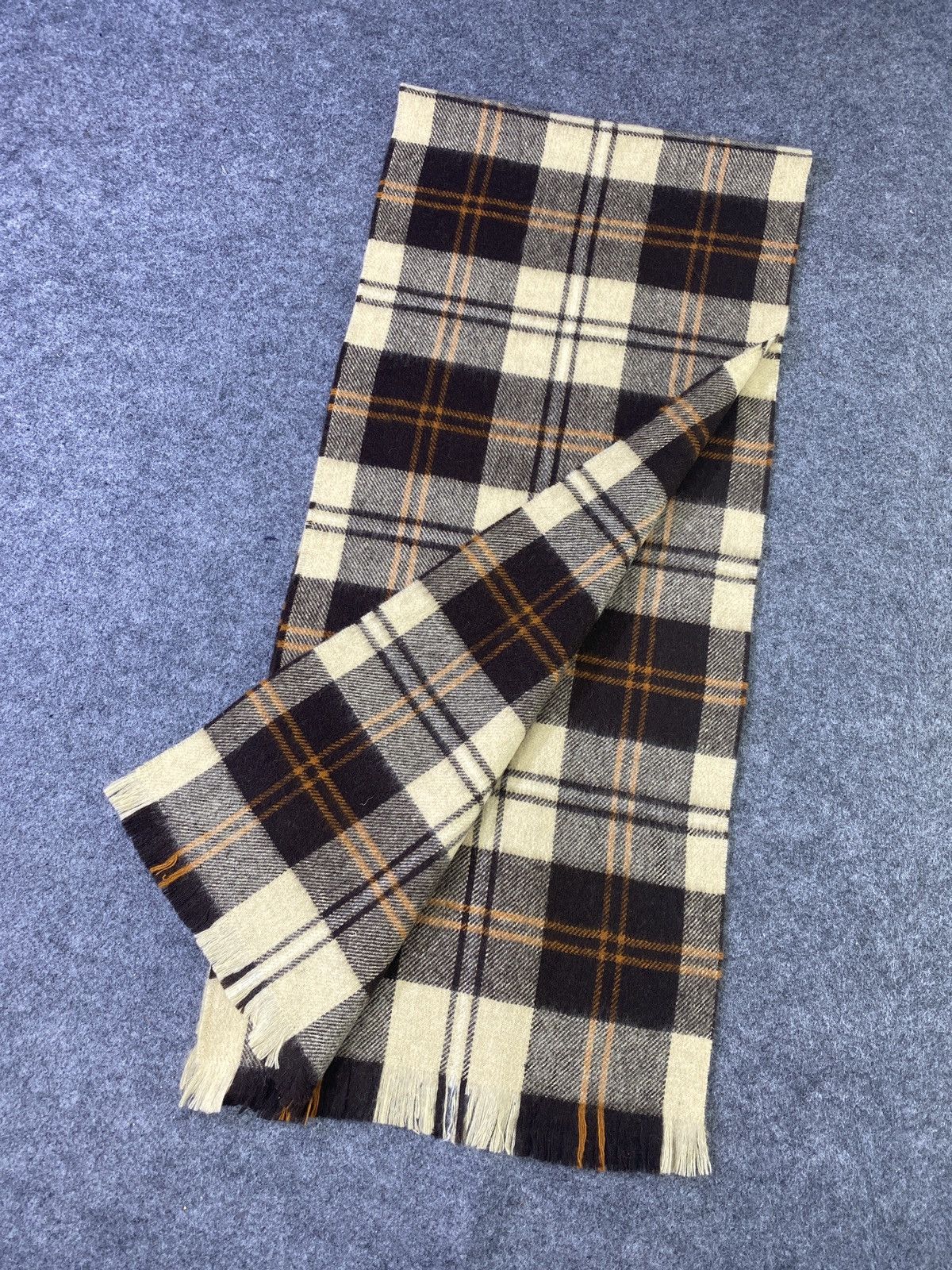 Vintage JAMES JOHNSTON IF SCOTLAND Scarf / Muffler / Neckwear -T798 Size ONE SIZE - 4 Thumbnail