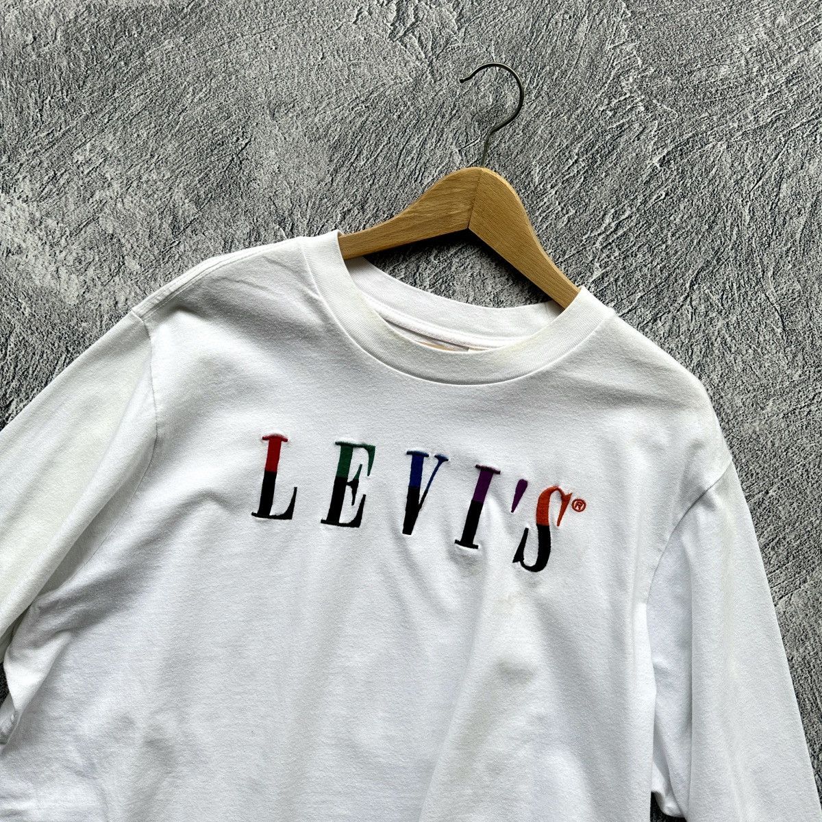 Levi's Men’s Long Sleeve Levi’s Big Logo White Size: XL Size US XL / EU 56 / 4 - 7 Thumbnail