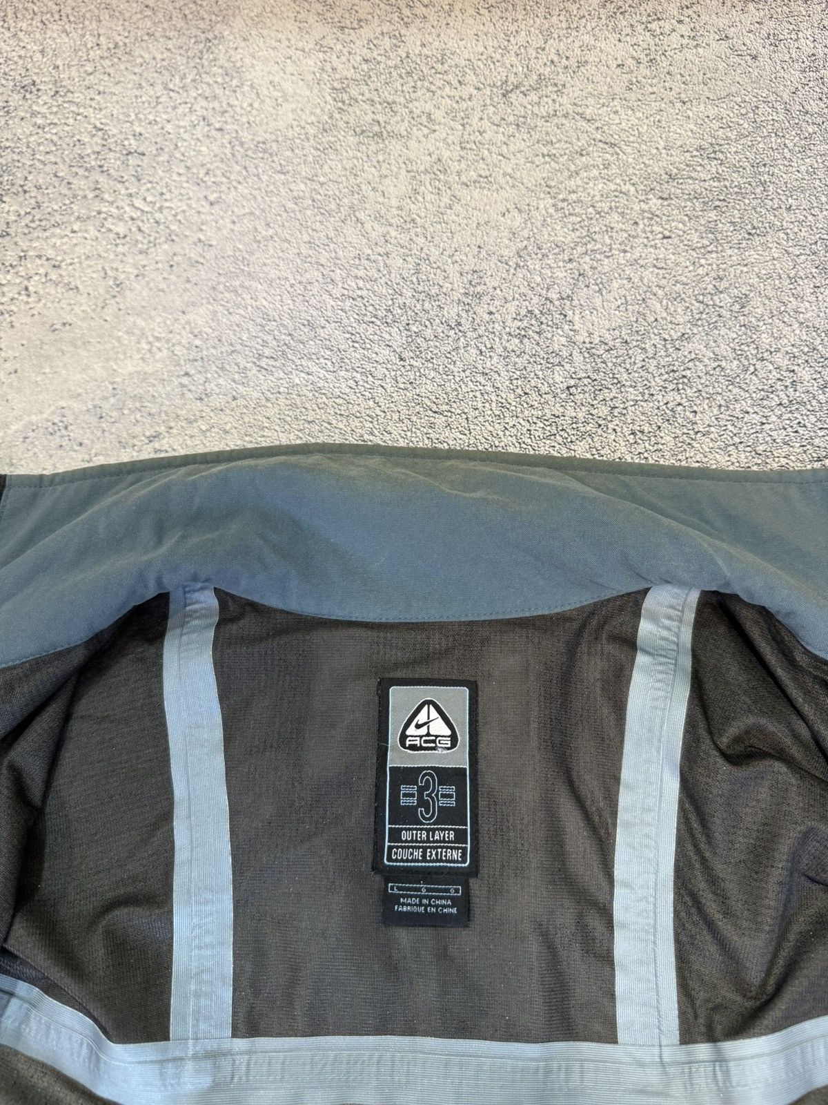 Nike ACG Vintage Nike ACG 3-Layer Shell Jacket L Snow Skirt Vent Zip Size US L / EU 52-54 / 3 - 12 Thumbnail