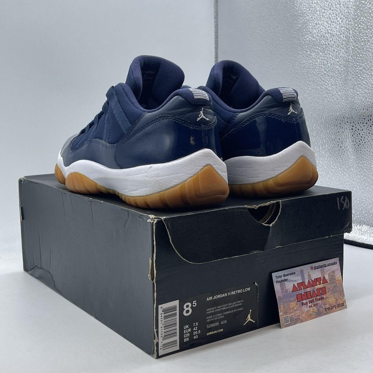 Jordan Brand Air Jordan 11 low navy gum Size US 8.5 / EU 41-42 - 4 Thumbnail