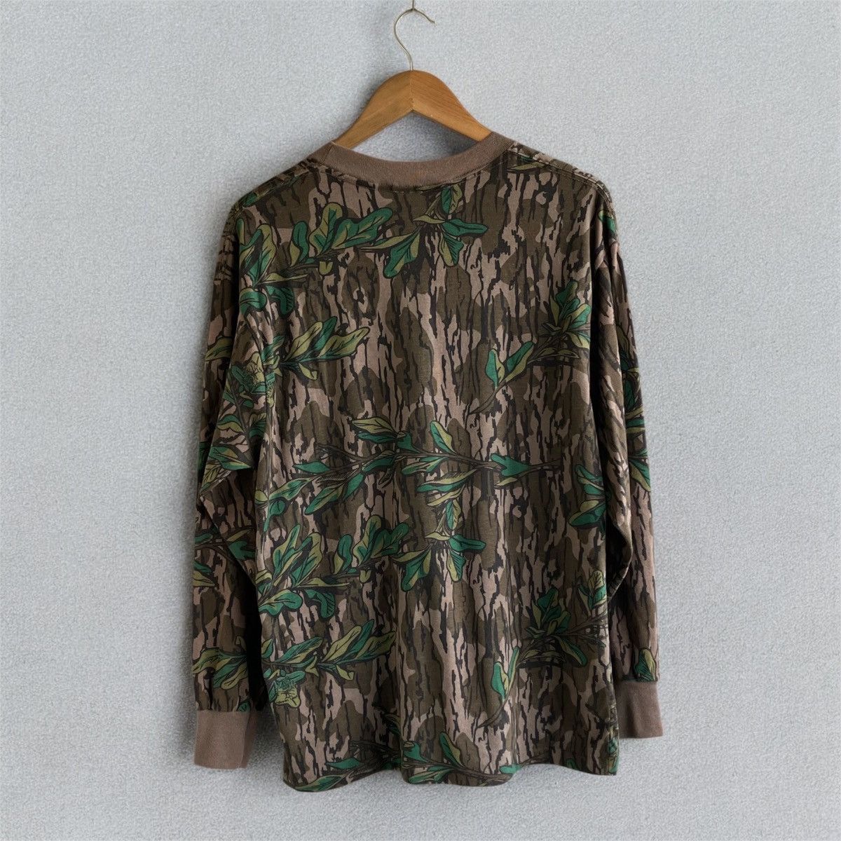 Mossy Oaks Vintage 90s Mossy Oak Green Leaf Camo Long Sleeve T-Shirt Size US L / EU 52-54 / 3 - 4 Thumbnail