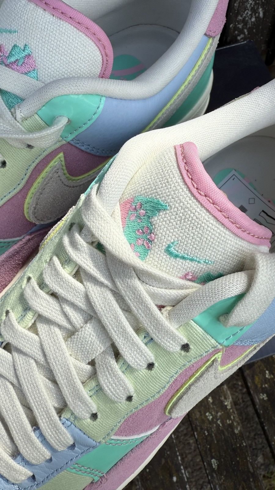Nike Nike Air Force 1 Low Easter (2018) US 8 // EU 41 Size US 8 / EU 41 - 6 Thumbnail
