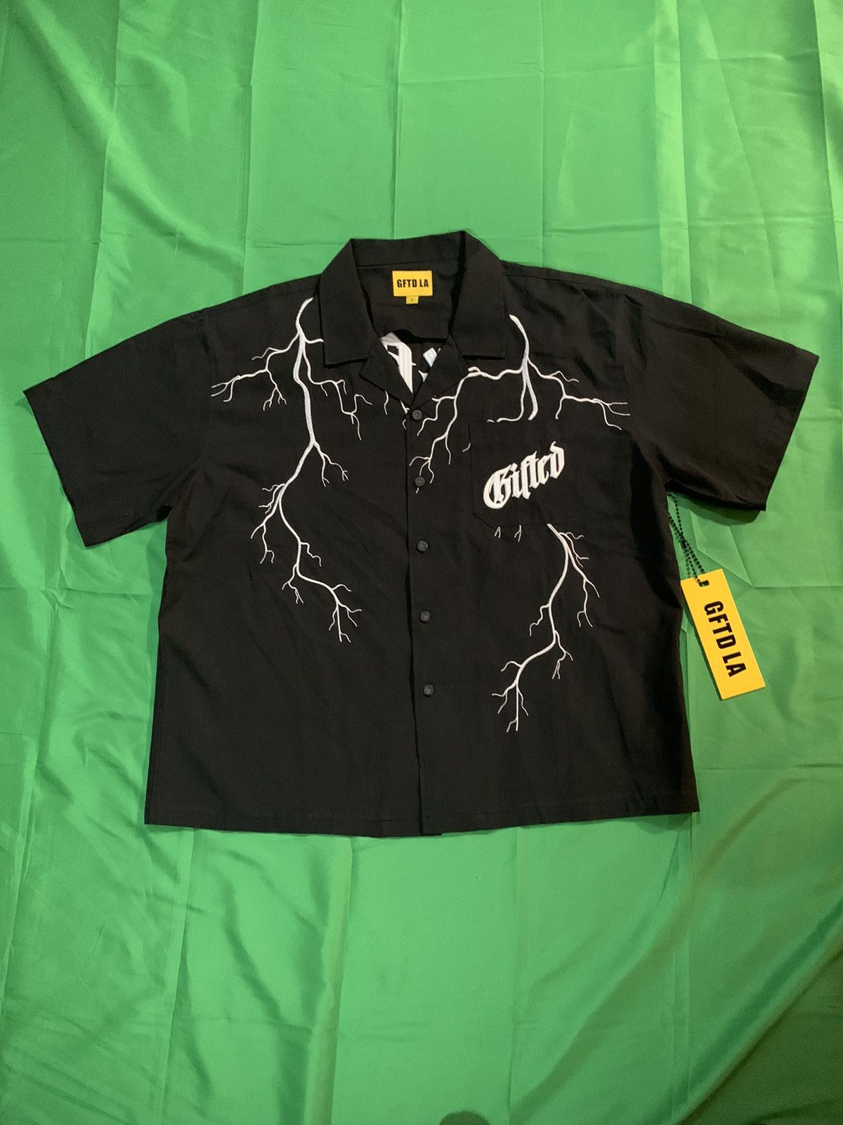 Other Lightning button up tee embroidery cropped boxy Size US L / EU 52-54 / 3 - 1 Thumbnail