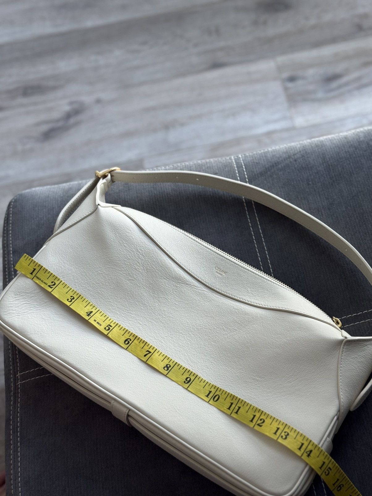 Celine Celine Small Romy Bag White Calfskin Leather Gold HW Size ONE SIZE - 18 Thumbnail