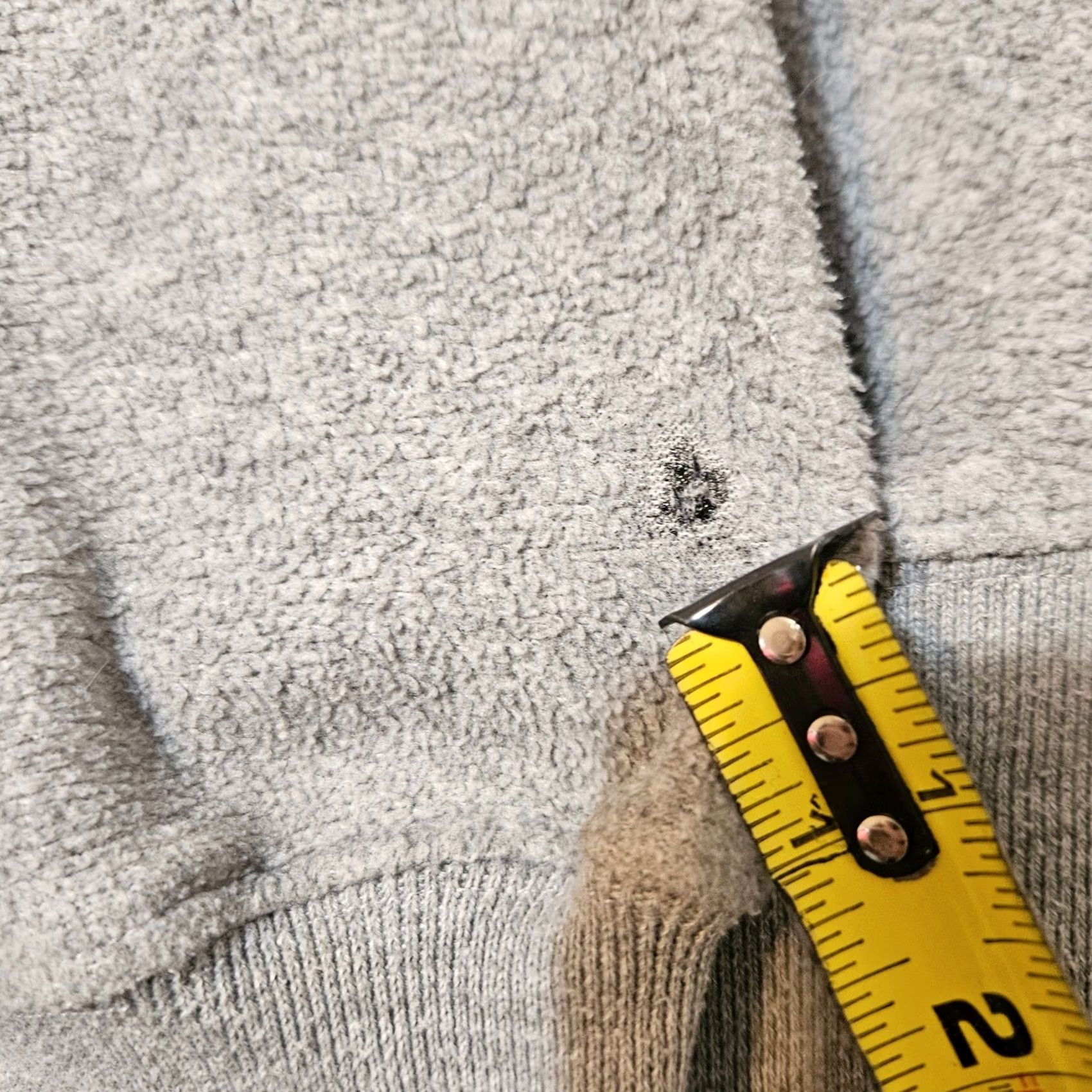 Disney VINTAGE Disney Happy To Be Grumpy Fleece Sweatshirt XL Gray Women Pullover, Disney Store, Regular Size, 25 Inch Chest, 25 Inch Length Size XL / US 12-14 / IT 48-50 - 8 Thumbnail