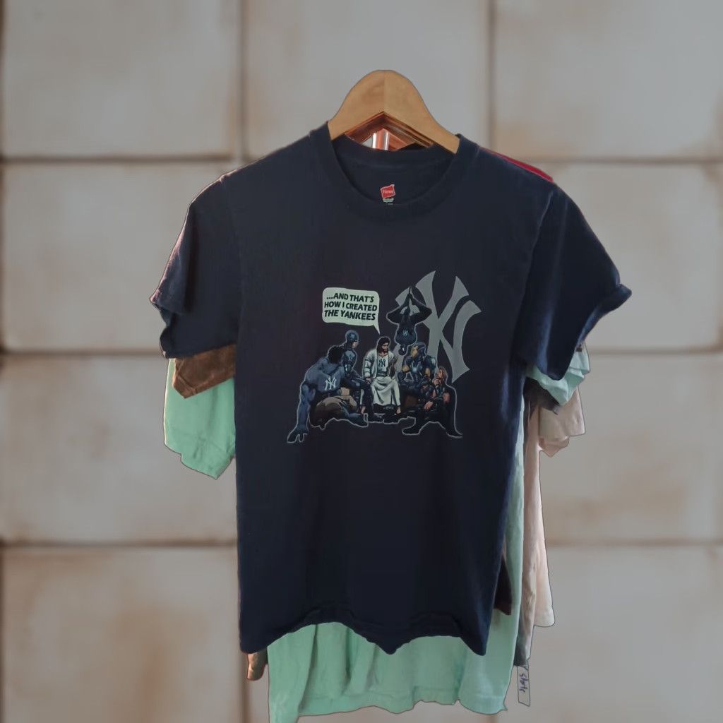 Vintage VINTAGE Marvel New York Yankees T-shirt Mens Print God Superheroes Size S Size US S / EU 44-46 / 1 - 1 Thumbnail