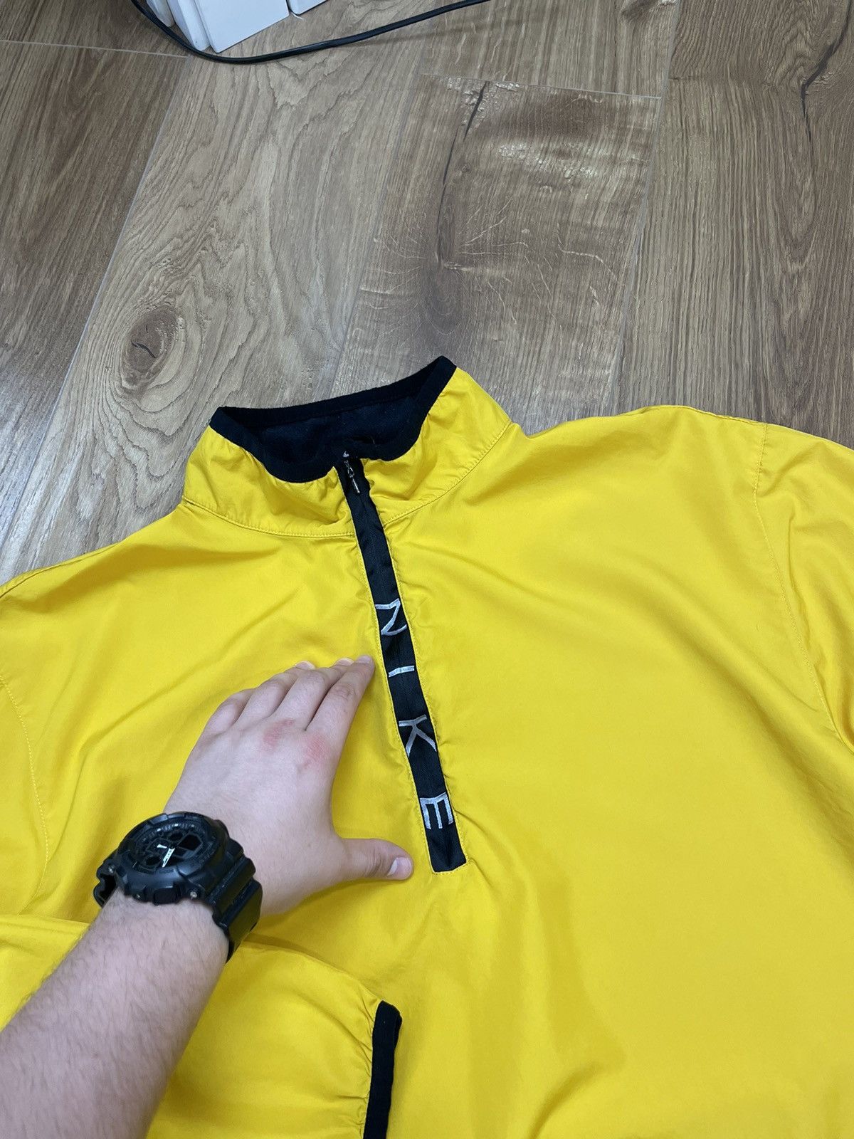 Nike Vintage Nike Y2K Style Hot Yellow Logo Anorak Bomber Jacket Size US L / EU 52-54 / 3 - 10 Thumbnail