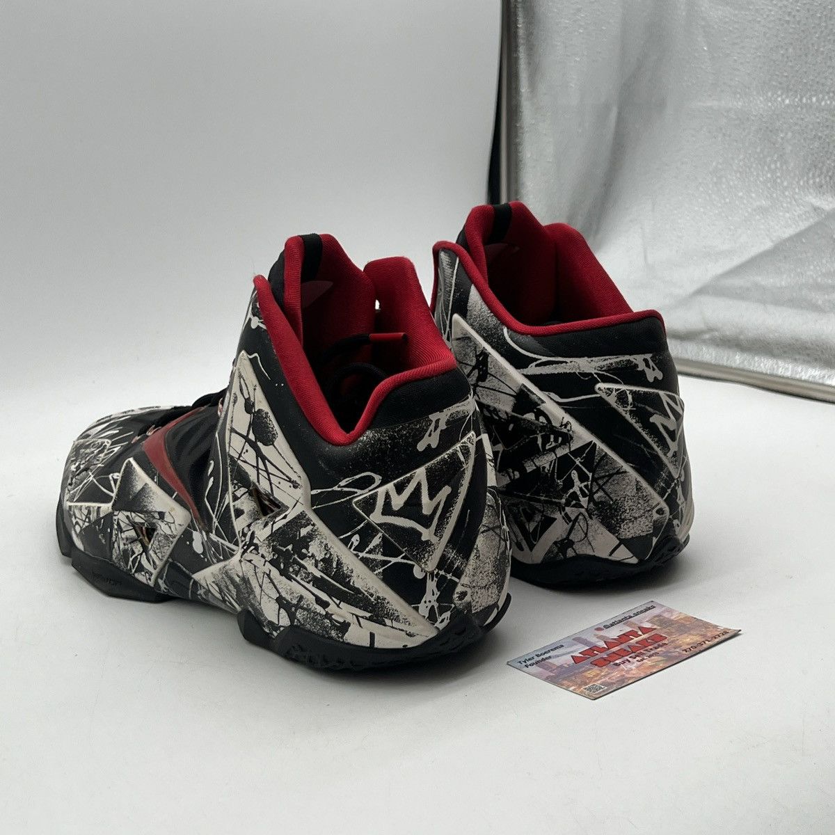 Nike Lebron 11 graffiti Size US 14 / EU 47 - 4 Thumbnail