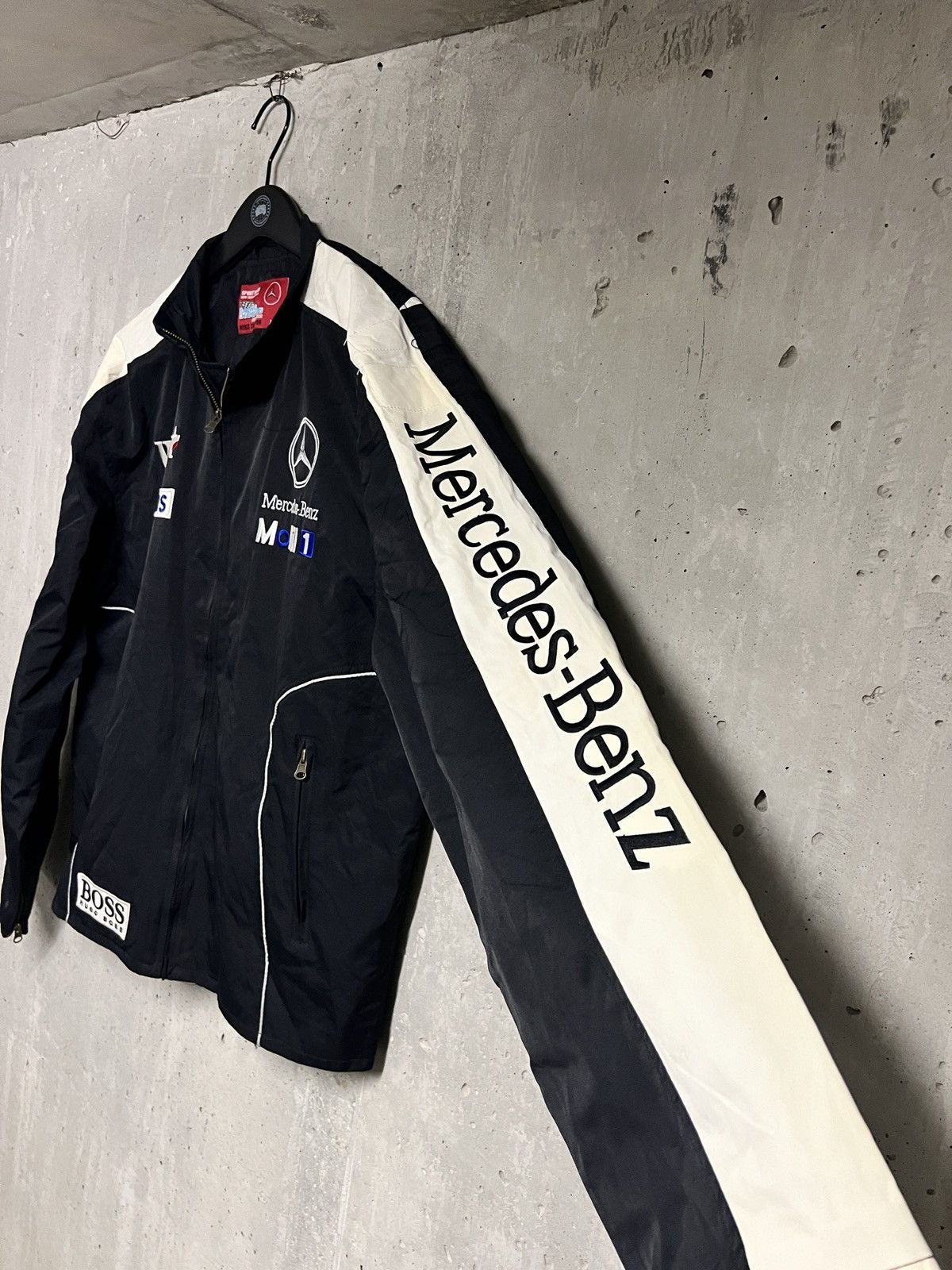 Hugo Boss × Mercedes-Benz Hugo Boss x Mercedes Benz x West x Siemens Racing Champions Size US XL / EU 56 / 4 - 6 Thumbnail