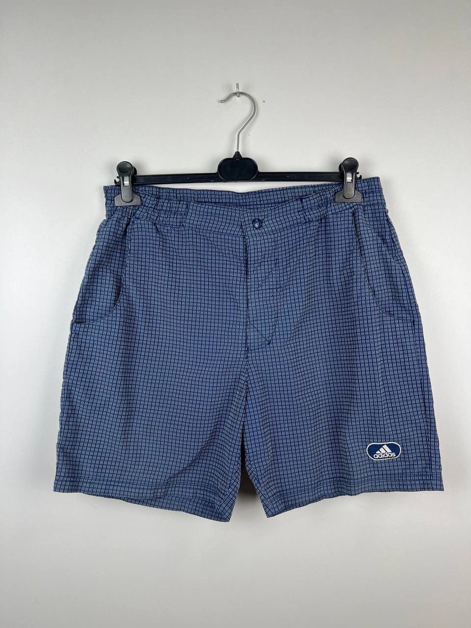 Adidas vintage streetwear shorts size 32