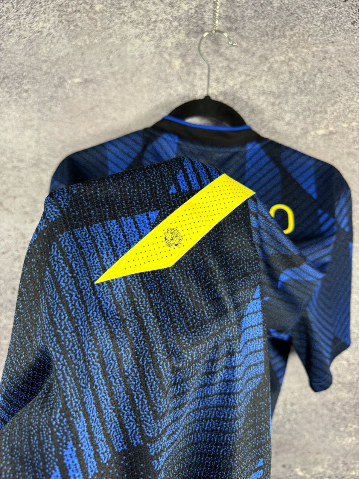 Adidas × Vintage NEW RONALDO Manchester United 2021/22 Third Adidas Jersey Size US L / EU 52-54 / 3 - 18 Thumbnail