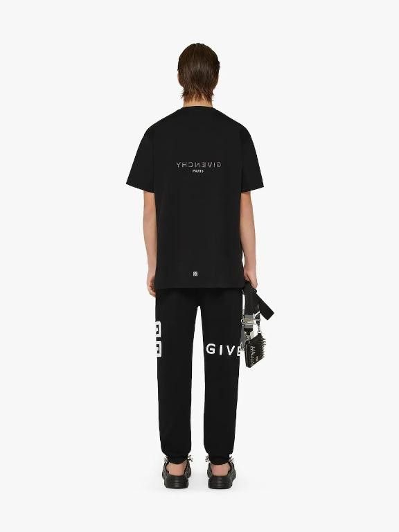 Givenchy Black Reverse Logo Oversized T-shirt Size US XL / EU 56 / 4 - 5 Thumbnail
