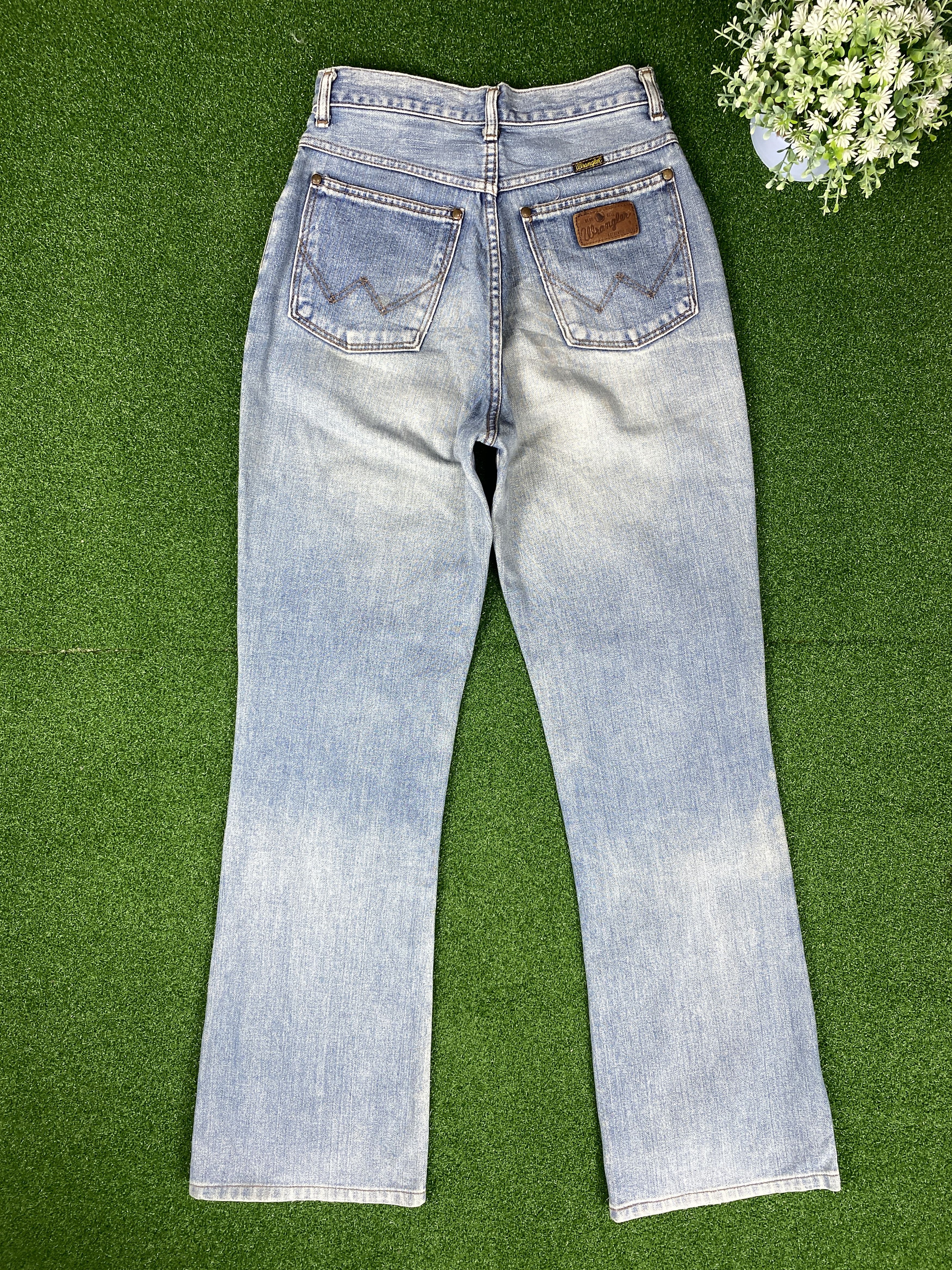 Vintage × Wrangler Vintage Wrangler Boot Cut Faded Mid Wash Jeans CP0052 Size 26" / US 2 / IT 38 - 7 Thumbnail