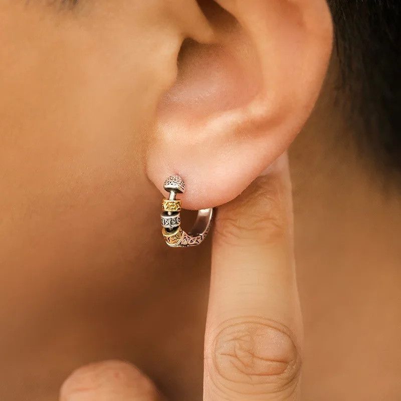 Other Unique Design Round Circle Hoop Earrings Size ONE SIZE - 1 Thumbnail