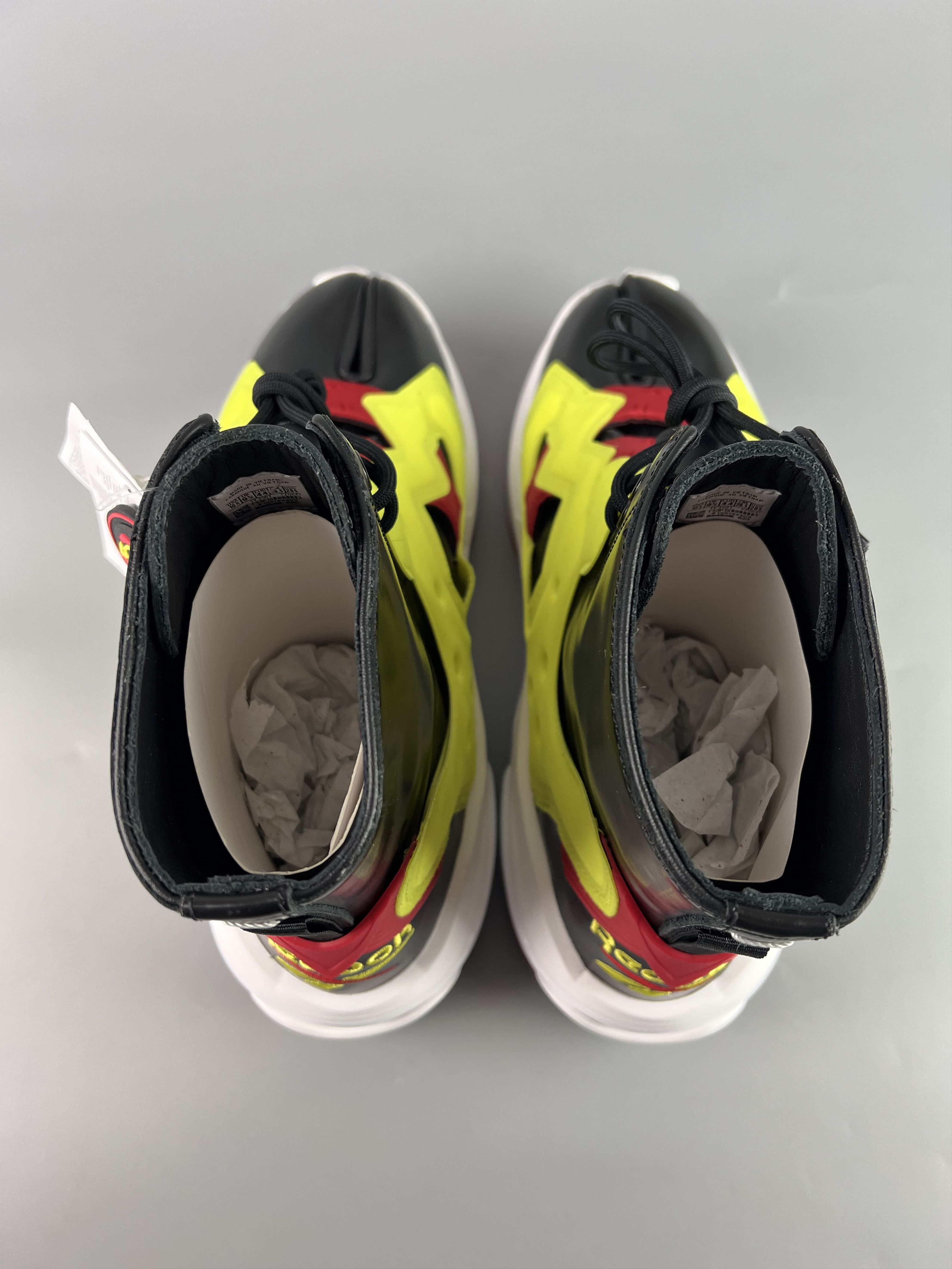 Maison Margiela × Reebok Maison Margiela X Reebok InstaPump Fury Tabi Sneakers US8.5 Size US 8.5 / EU 41-42 - 7 Thumbnail