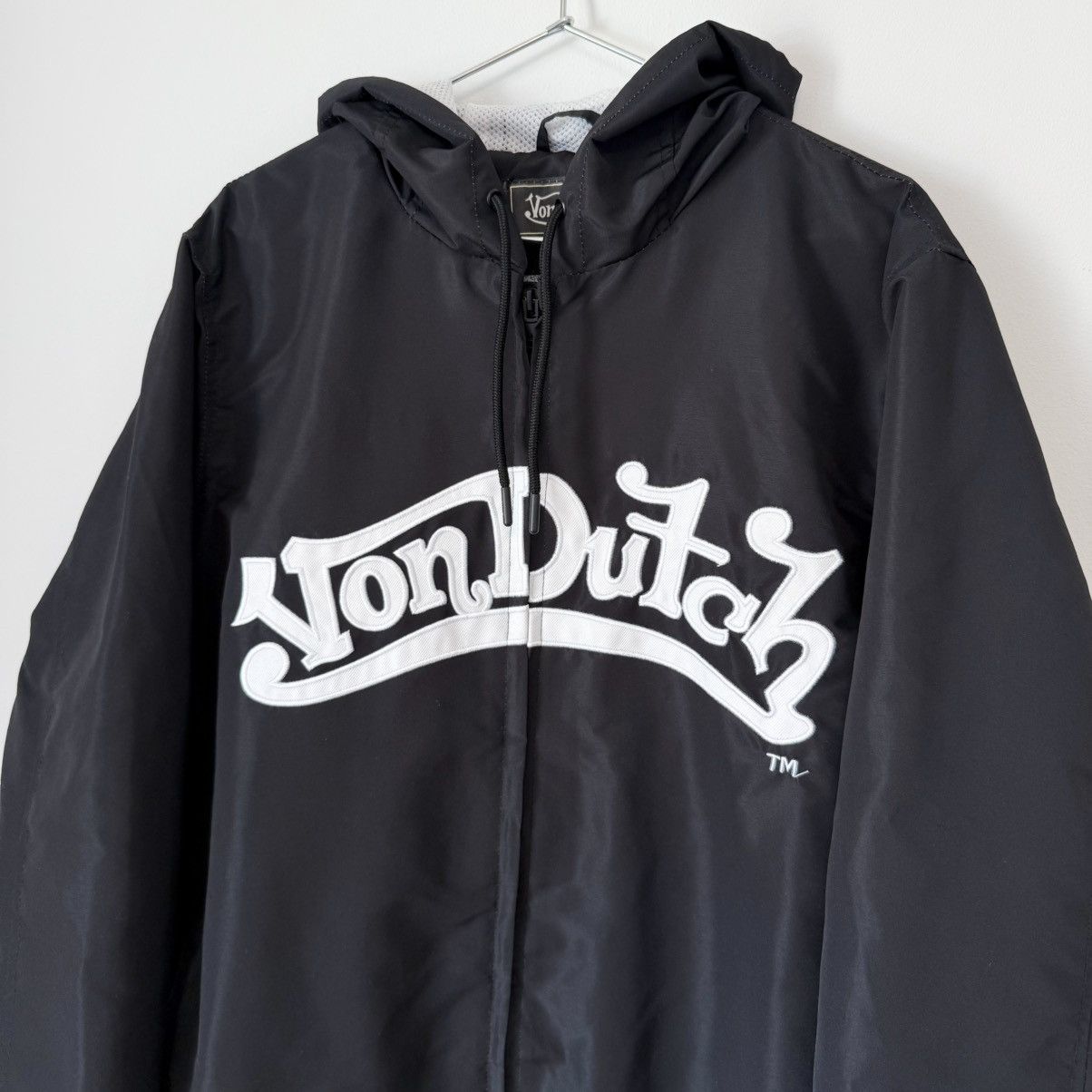 Von Dutch Vtg Von Dutch Flying Eyeball Logo Hooded Windbreaker Jacket Size US L / EU 52-54 / 3 - 3 Thumbnail