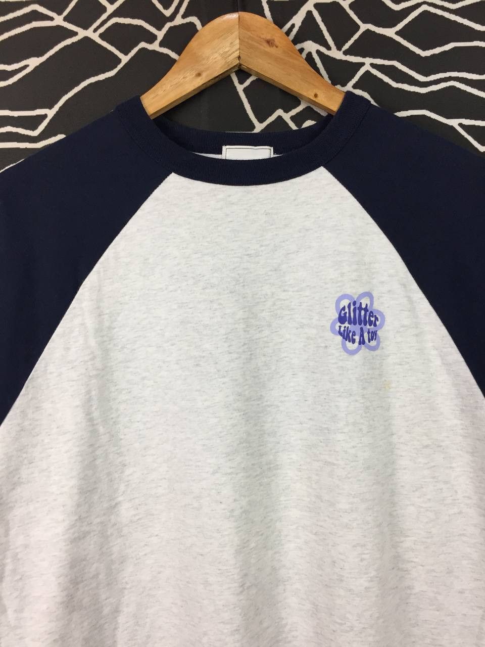 Japanese Brand W.W.G.Who's Who Gallery Glitter Like A Toy Raglan Tee Size US L / EU 52-54 / 3 - 6 Thumbnail