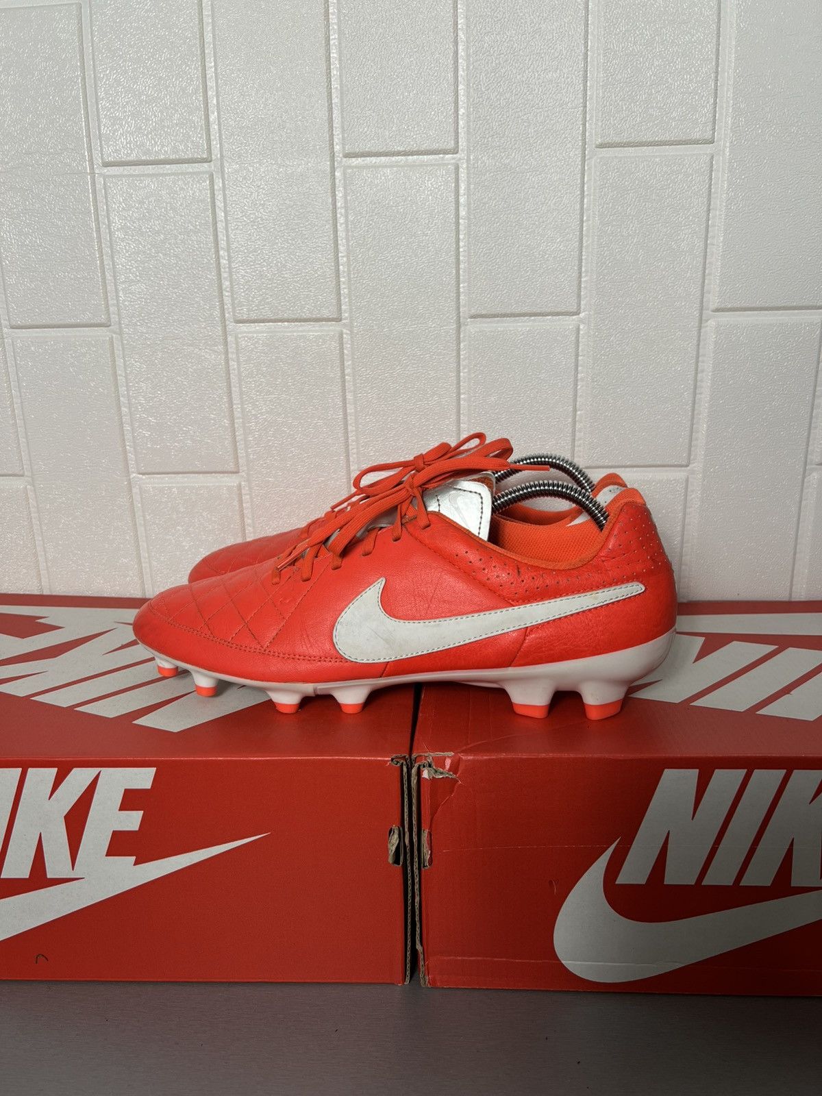 Nike VINTAGE NIKE TIEMPO GENIO FG ELITE SOCCER JERSEY RETRO Y2K Size US 11 / EU 44 - 1 Thumbnail
