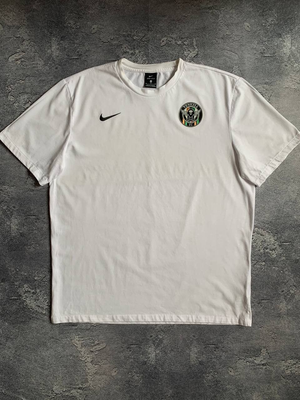 Nike Nike Venezia FC White Cambodia Rare Soccer Tee Size US XL / EU 56 / 4 - 1 Thumbnail