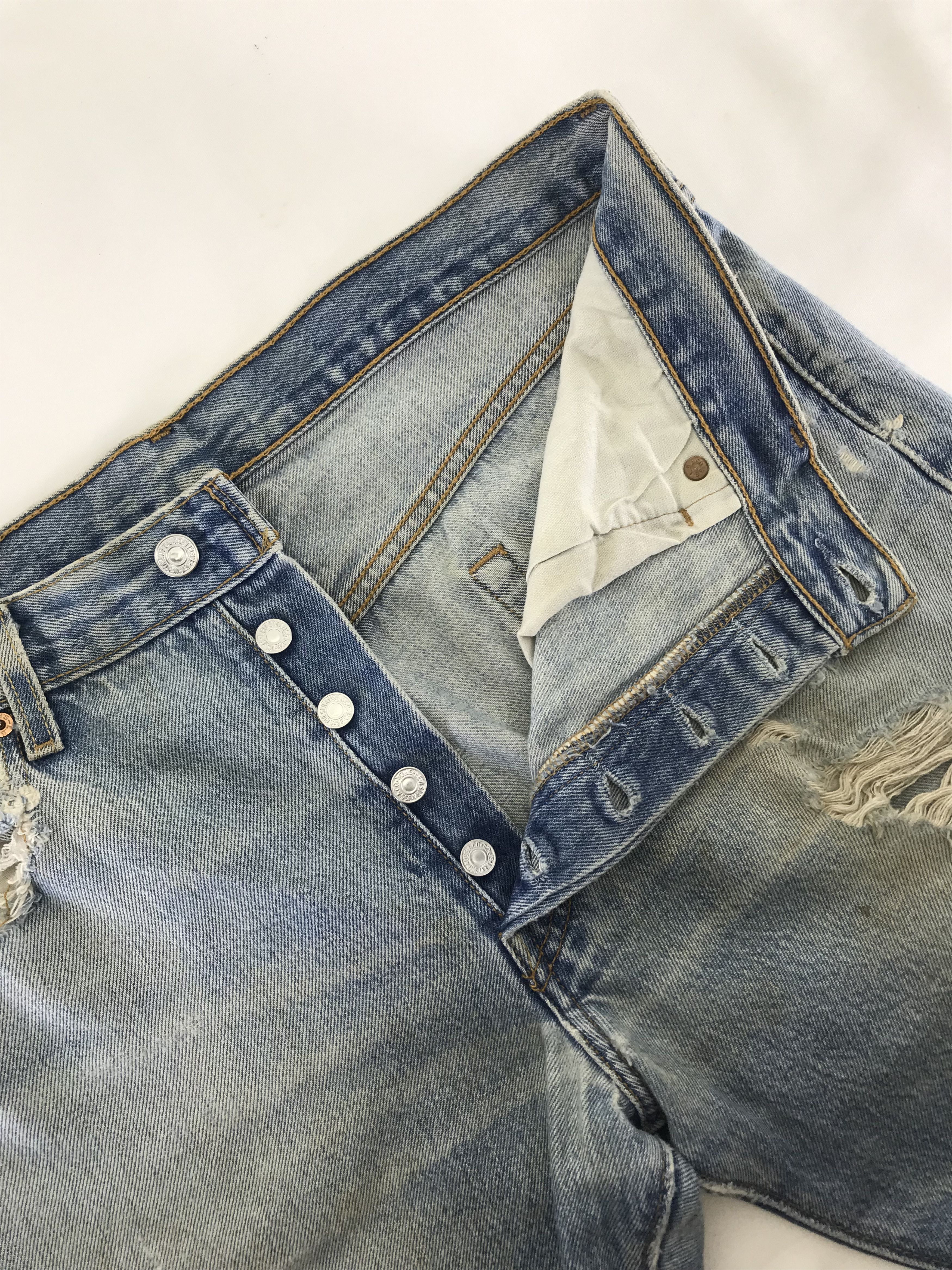 Levi's Vintage Levi's 501 Jeans Rusty Blue Distressed Denim Size US 34 / EU 50 - 9 Thumbnail
