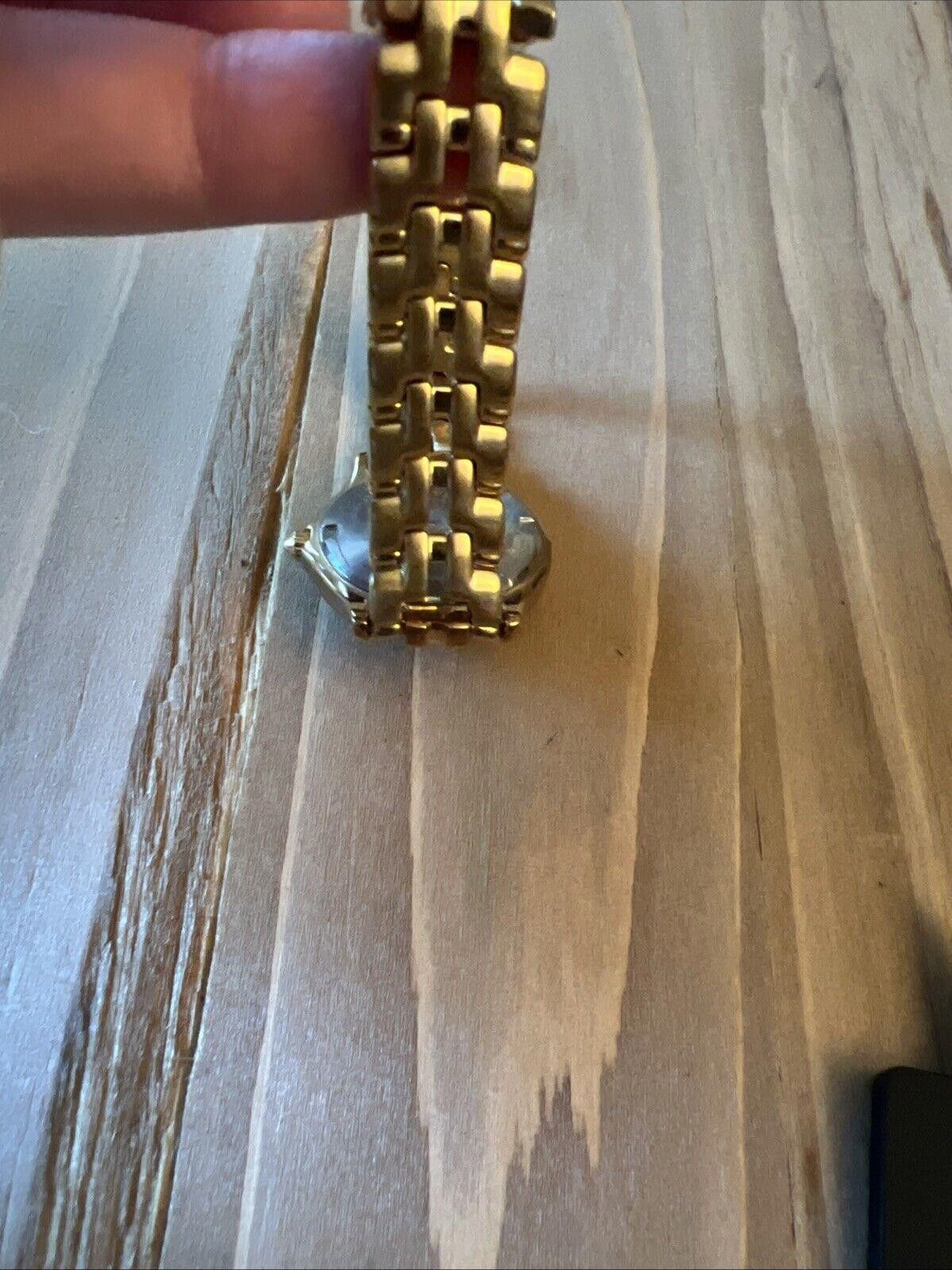 Seiko Seiko Gold Tone Women's Watch - 7N82-0599 New Battery Size ONE SIZE - 7 Thumbnail
