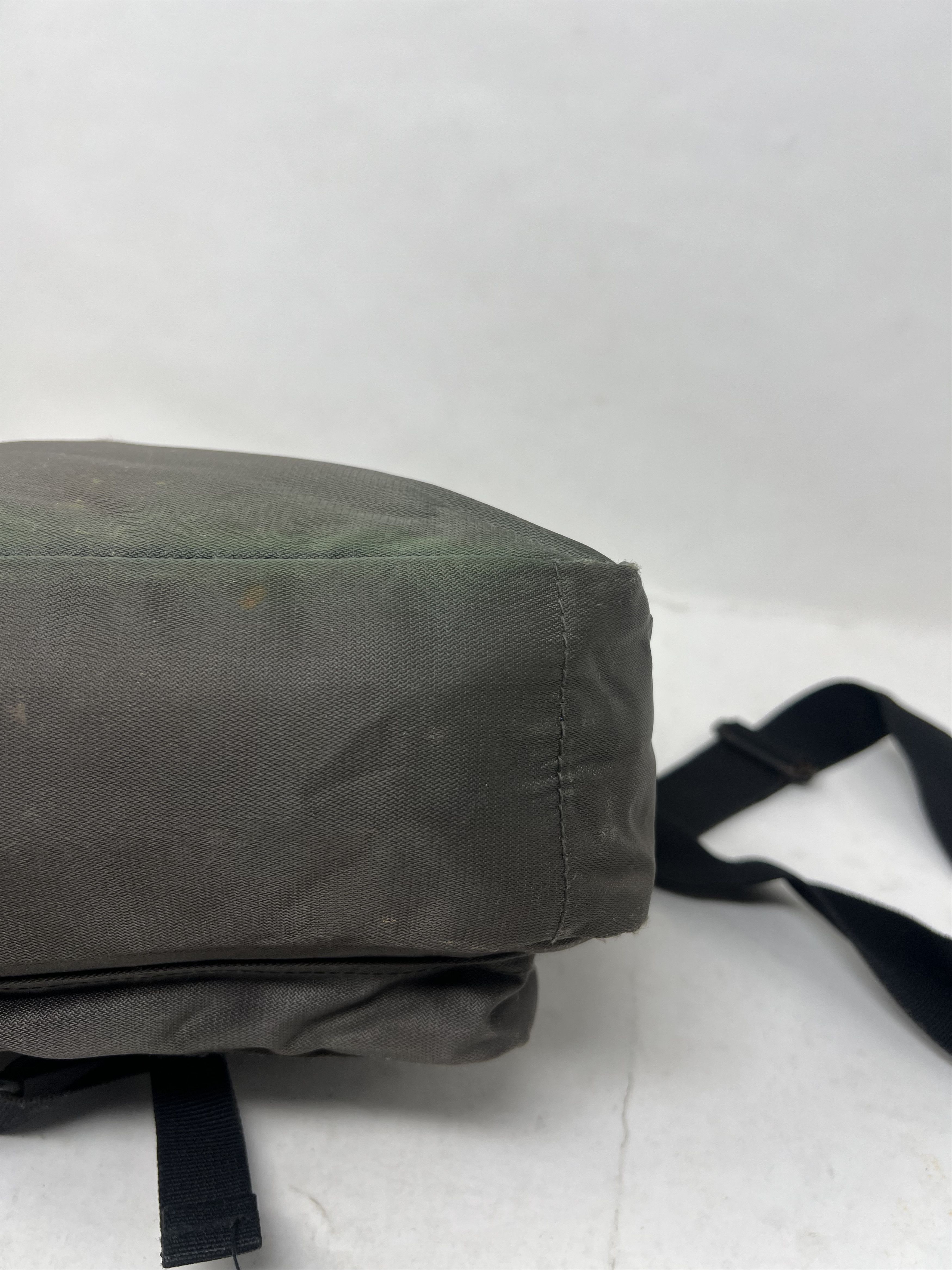Japanese Brand Y'saccs Sacsny Crossbody Sling Bag Size ONE SIZE - 10 Thumbnail