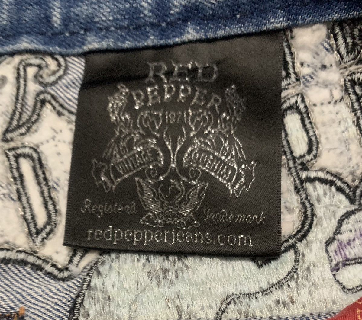 If Six Was Nine Vintage Red Pepper Embroidery Skull Faded Blue Jeans Size US 33 - 9 Thumbnail