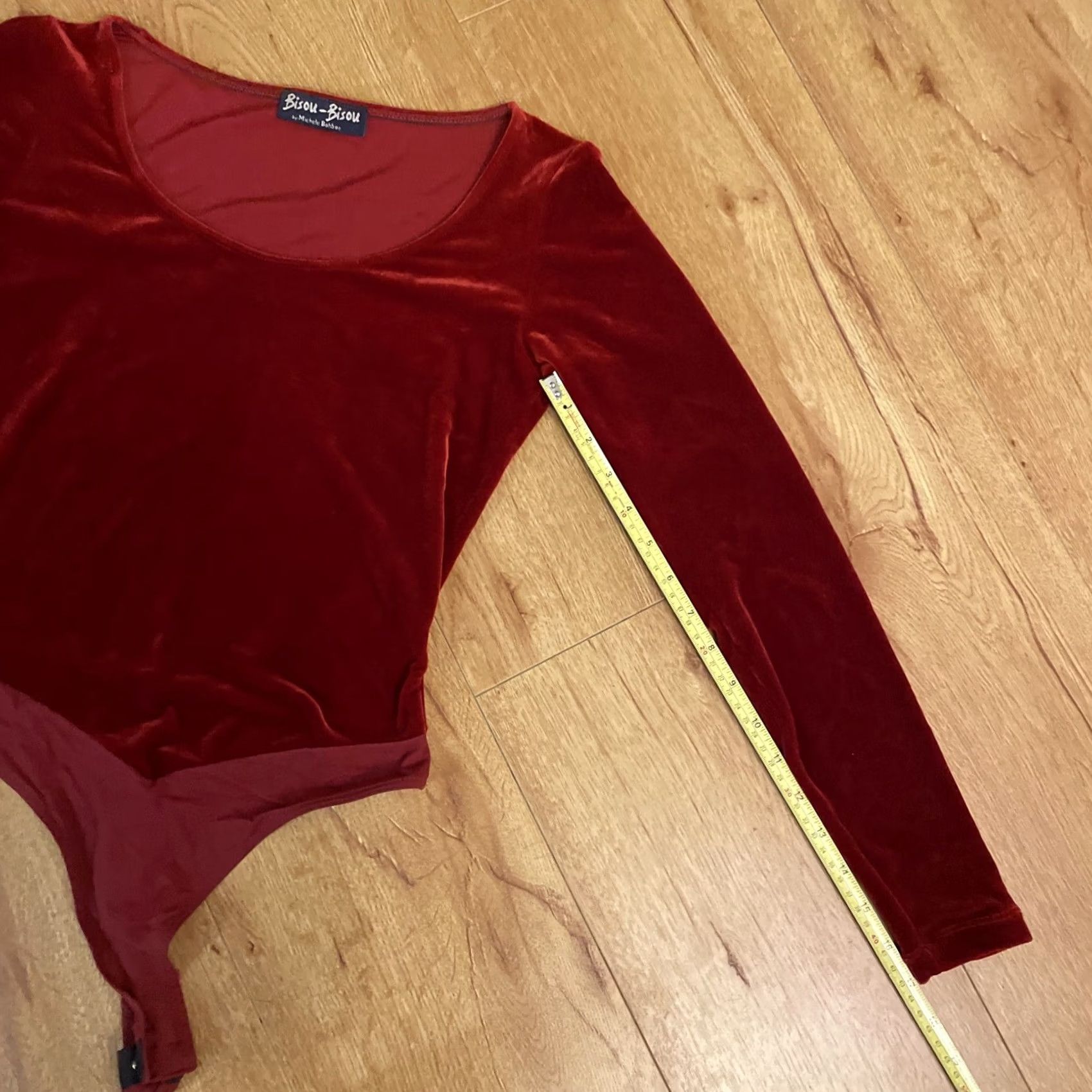 Vintage VINTAGE Bisou Bisou Michele Bohbot Red Velvet Thong Bodysuit Size Small Bodysuit Women Slim Red 90s Party/Cocktail Mens Womens Girls Size S / US 4 / IT 40 - 7 Thumbnail