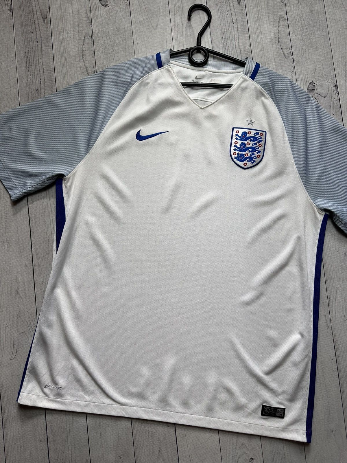 Nike × Vintage Vintage Nike England soccer jersey size XL Size US XL / EU 56 / 4 - 2 Thumbnail