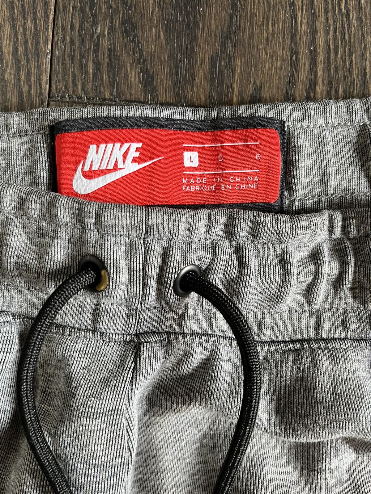 Nike Nike Tech Fleece shorts Size US 34 / EU 50 - 2 Thumbnail