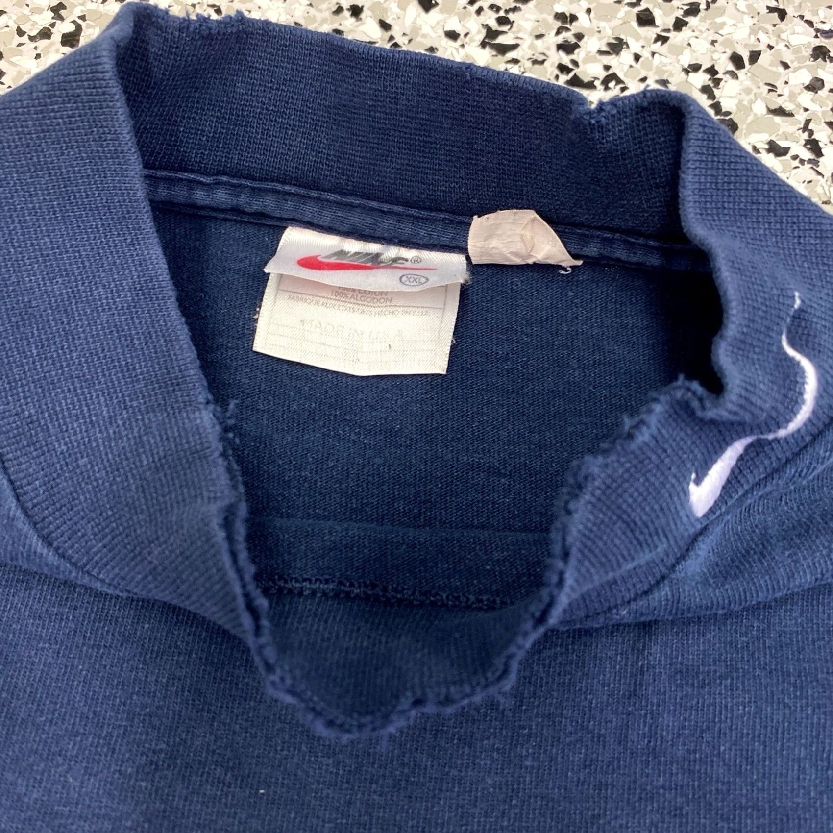 Nike VINTAGE Nike Embroidered Swoosh Mock Neck Shirt XL Blue Mens Womens Unisex Adults 90s Size US XL / EU 56 / 4 - 4 Thumbnail
