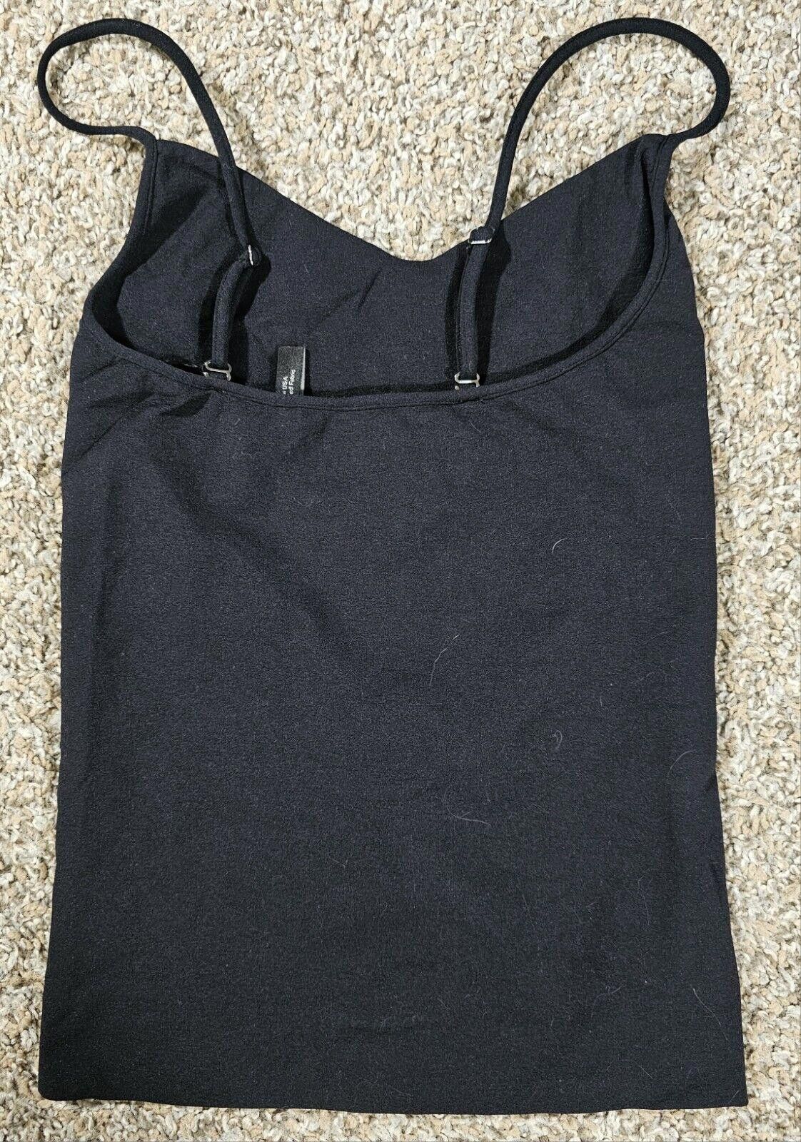 Theory Theory Black Spaghetti Strap Deep V-Neck Camisole Crop Top Size XS / US 0-2 / IT 36-38 - 2 Thumbnail