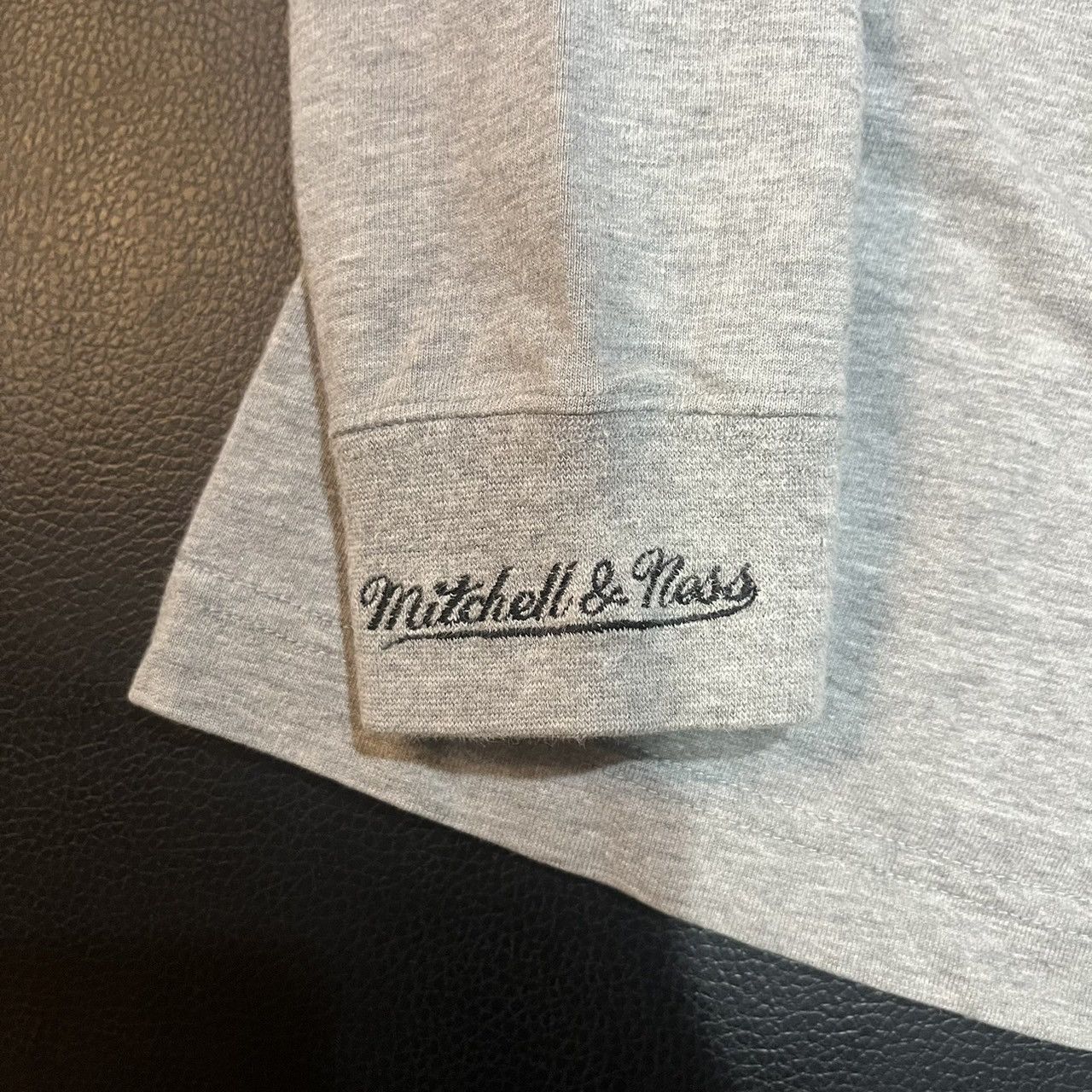 Mitchell & Ness mitchell & ness collegiate long sleeve Size US L / EU 52-54 / 3 - 4 Thumbnail