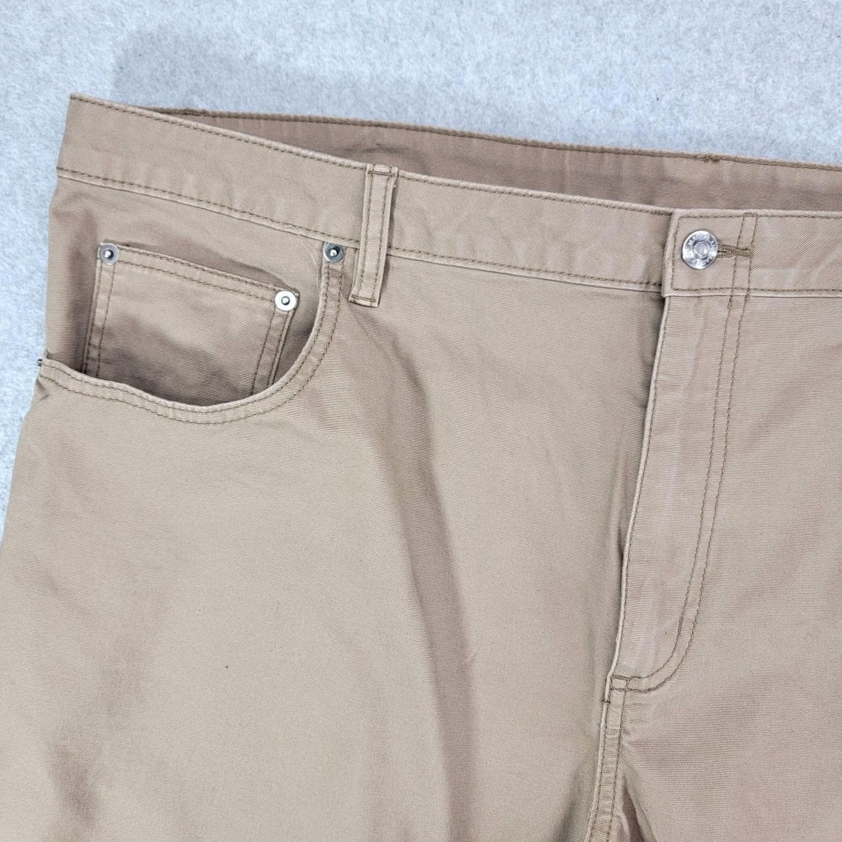 Vintage Magellan Pants Mens 42x30 Brown Khaki Chino Regular Fit 5 Pocket Casual Size US 42 / EU 58 - 3 Thumbnail