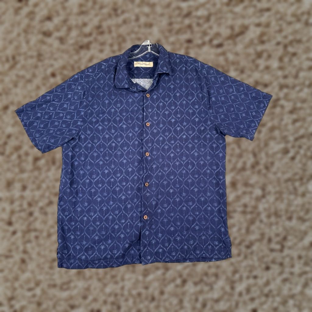 Tommy Bahama Tommy Bahama Shirt Men Large Blue Palm Tree 100% Silk Button Up Hawaiian Vintage: No Size US L / EU 52-54 / 3 - 1 Thumbnail
