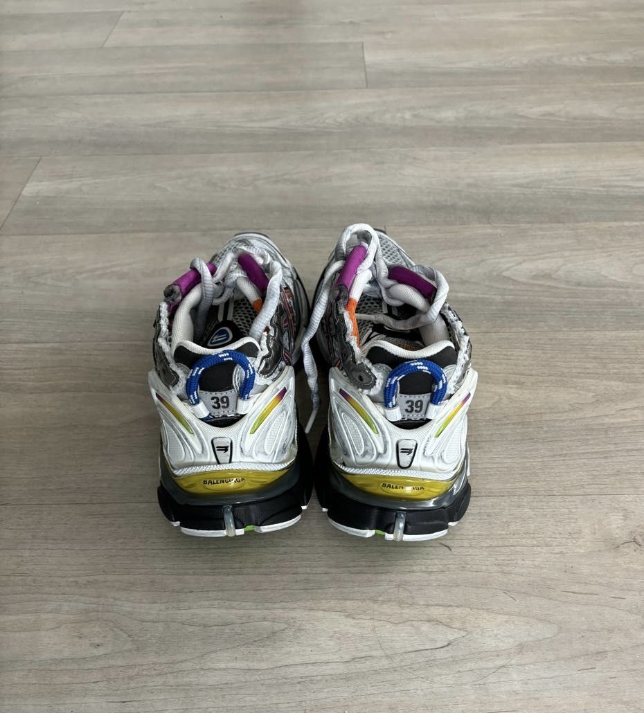 Balenciaga Balenciaga Runner Sneakers Size US 9 / IT 39 - 2 Thumbnail