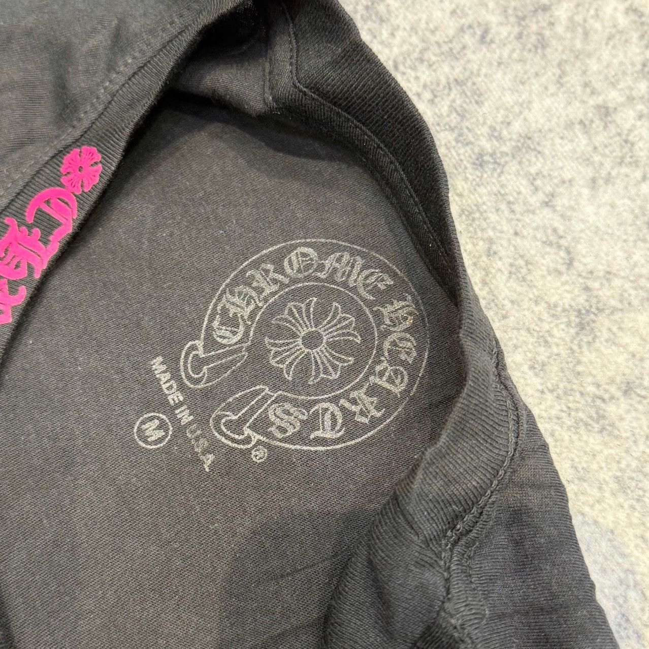 Chrome Hearts Chrome hearts neon magenta prints long sleeve black Size US M / EU 48-50 / 2 - 2 Thumbnail