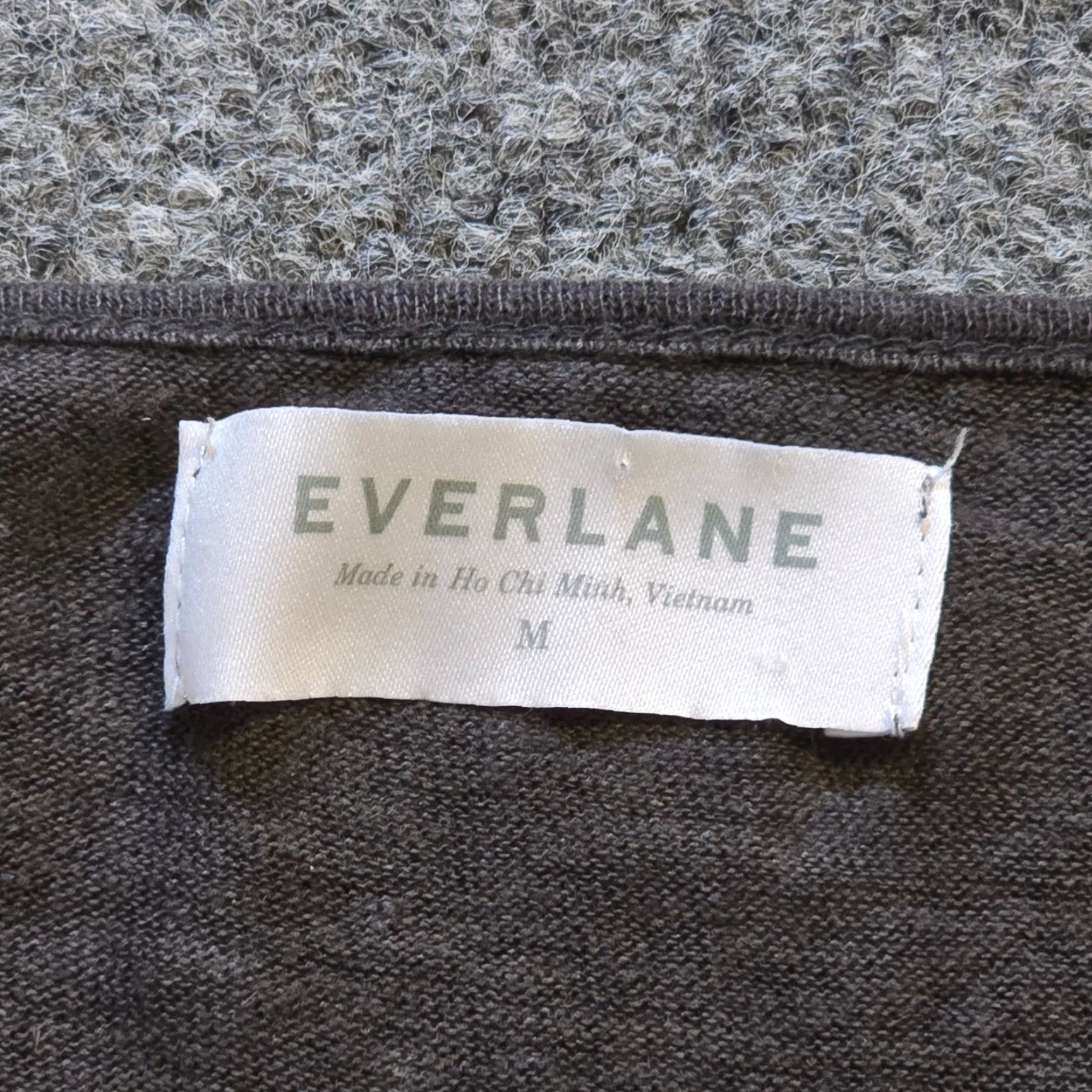 Everlane Everlane Top Womens Size Medium Gray Linen Short Sleeve Tunic Stretch Capsule Blouse Knit Regular Shirt Casual Mens? Size M / US 6-8 / IT 42-44 - 4 Thumbnail