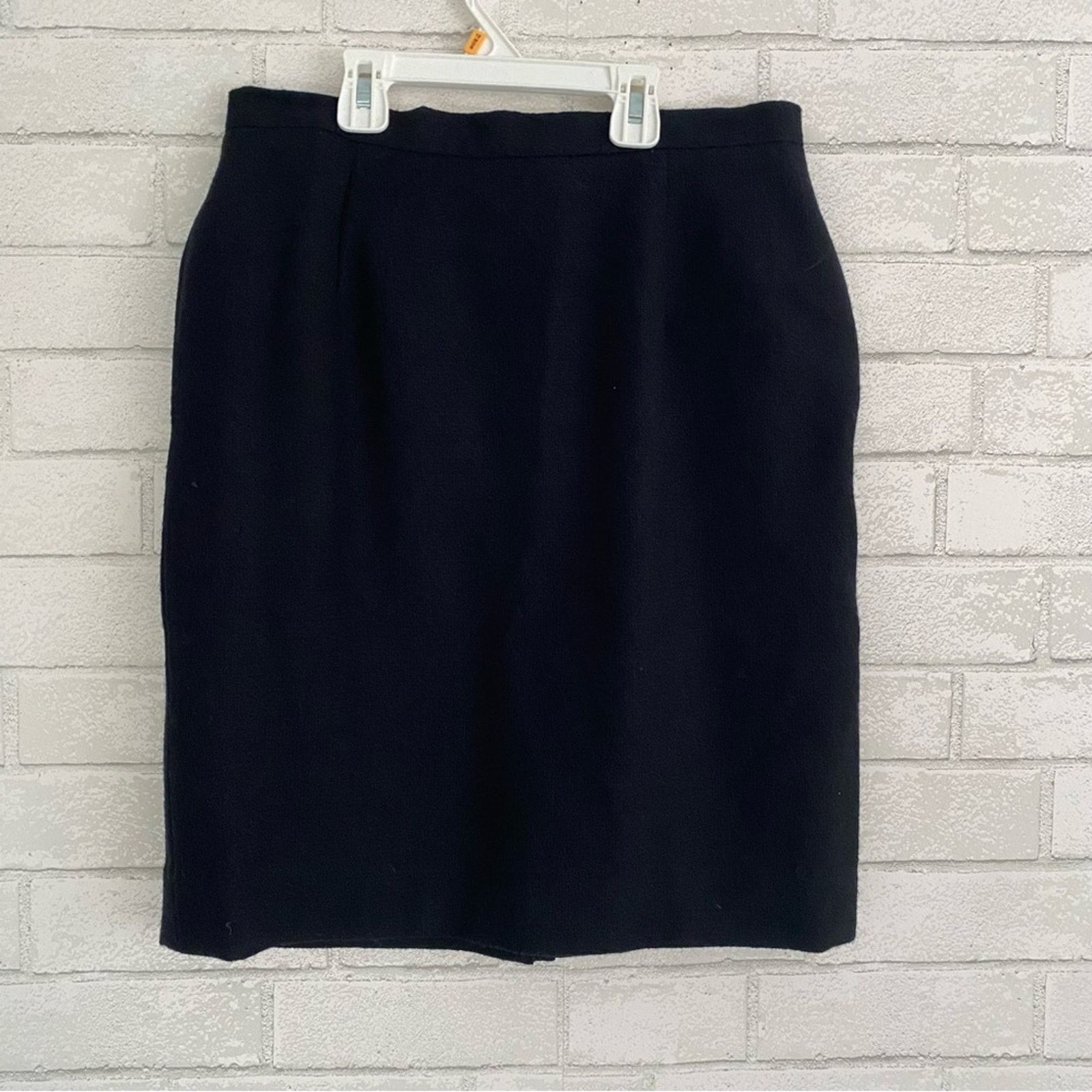 Dior Christian Dior Vtg Blk Womens Woo Suit Blazer Skirt 12P EUC Size XL / US 12-14 / IT 48-50 - 10 Thumbnail