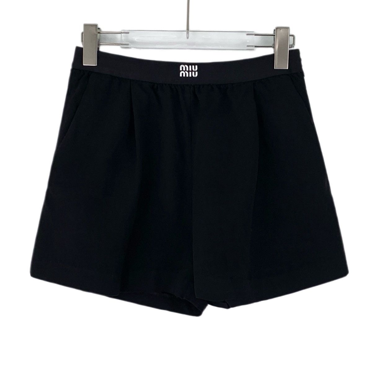 Miu Miu Miu Miu 23FW Black Logo Wool Casual Shorts K26WX Size 26" / US 2 / IT 38 - 1 Thumbnail